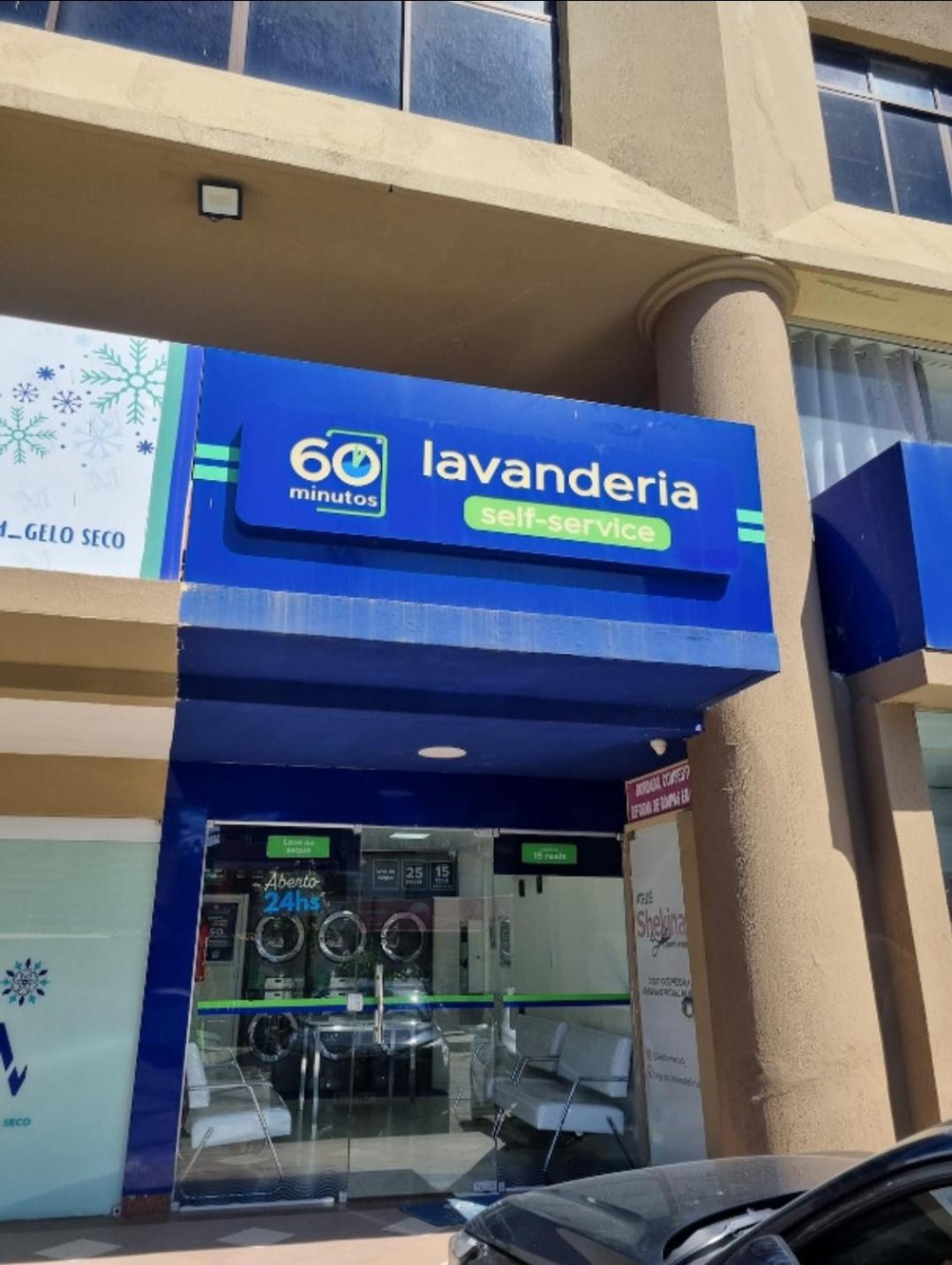 Quarto ar condicionado,praia,centro de convenções 'casa compartilhada '