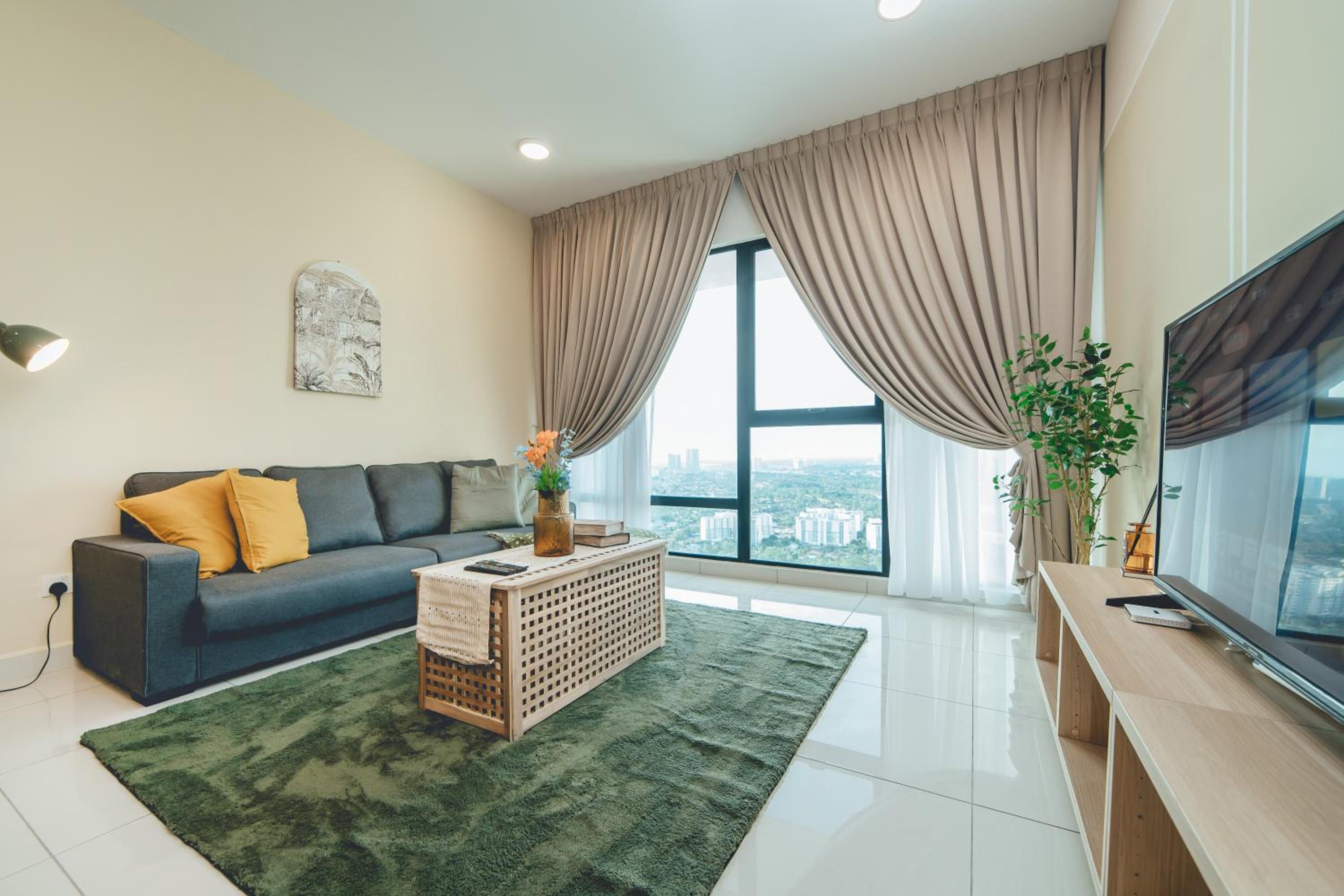 Mosaic Southkey Muji Nest 3BR6Pax nr Midvalley by Our Stay