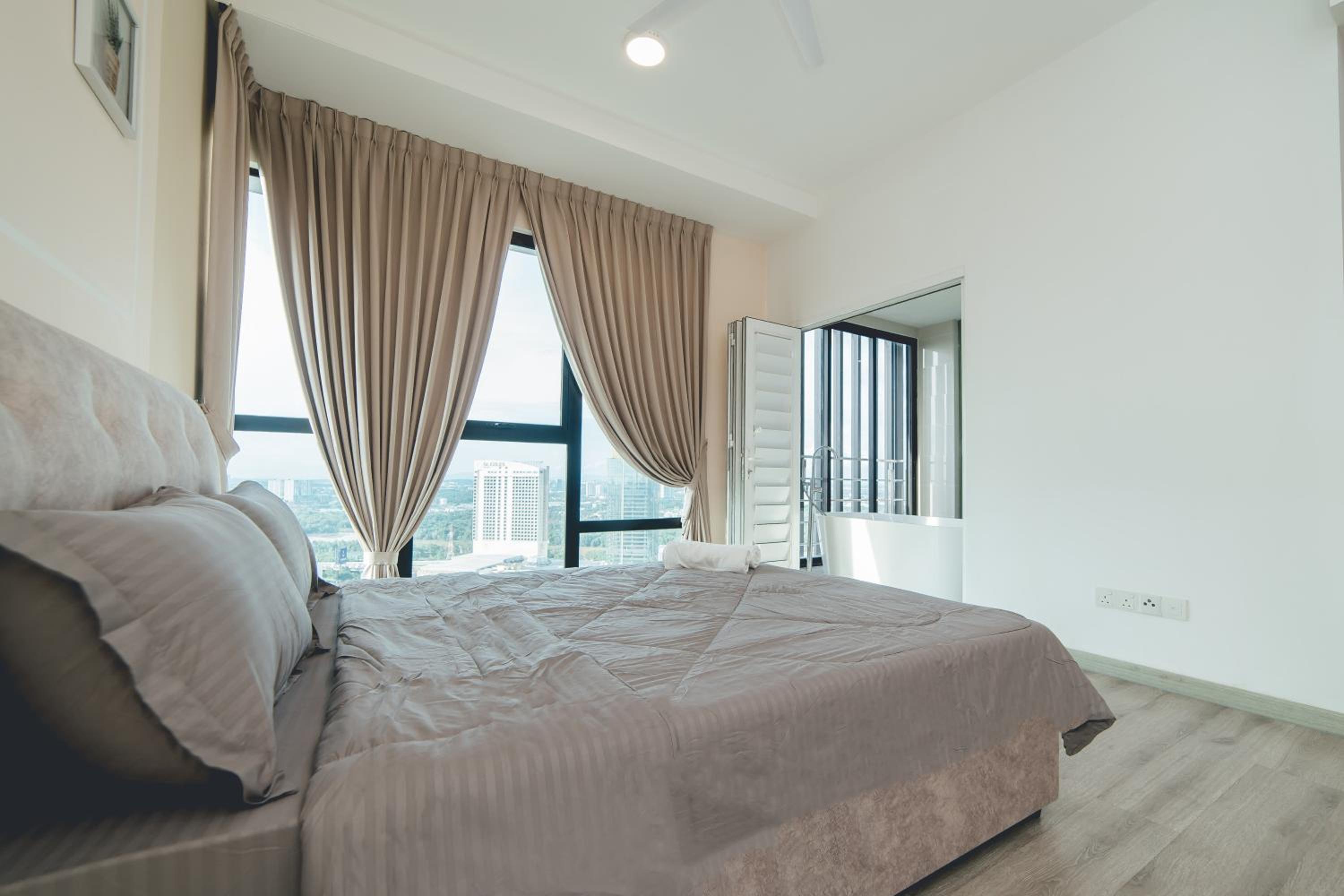 Mosaic Southkey Muji Nest 3BR6Pax nr Midvalley by Our Stay