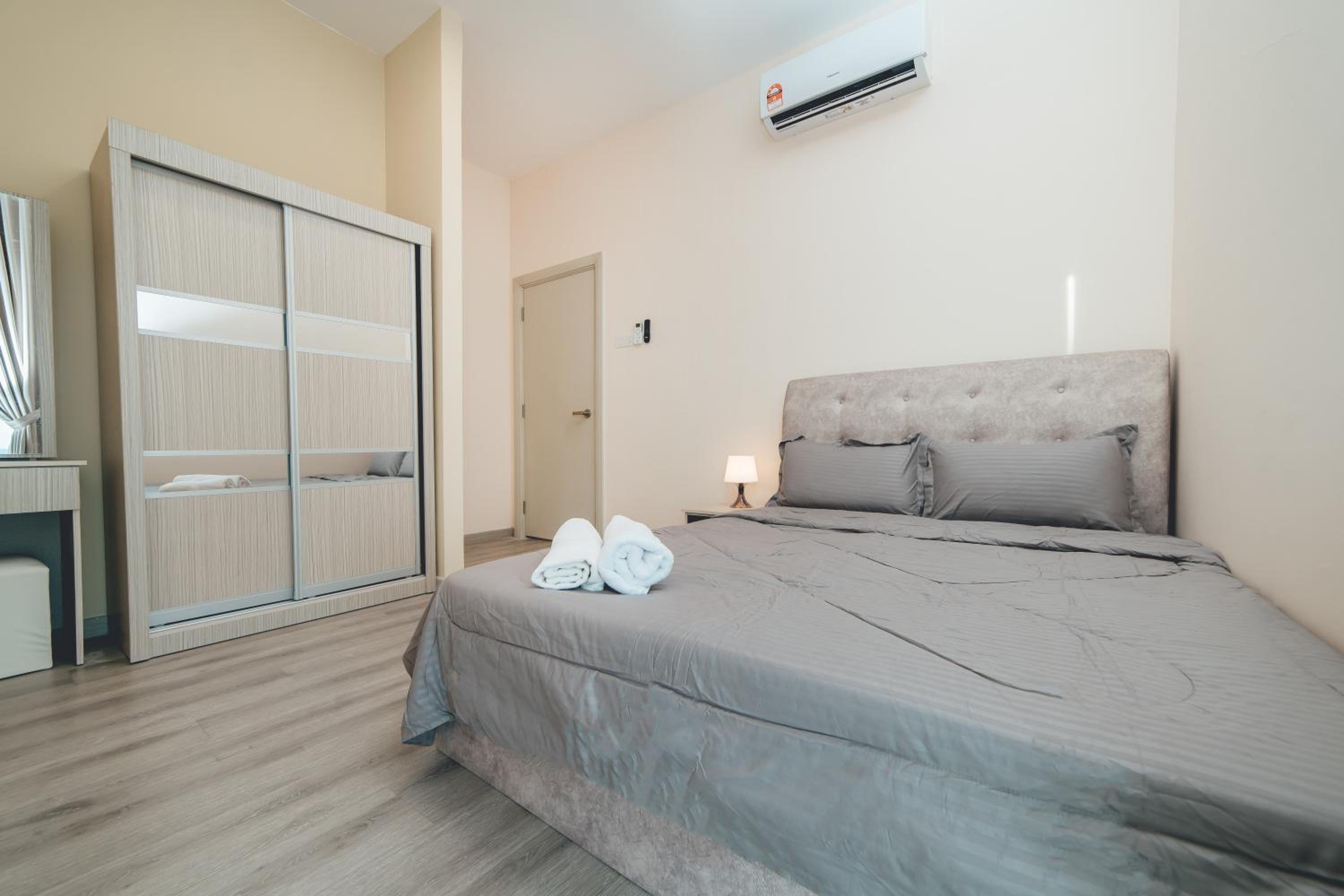 Mosaic Southkey Muji Nest 3BR6Pax nr Midvalley by Our Stay
