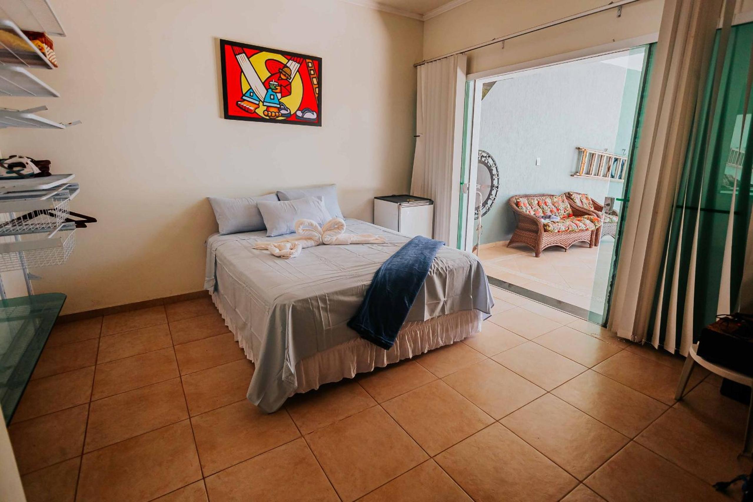 Casa com piscina na Praia de Guaratuba