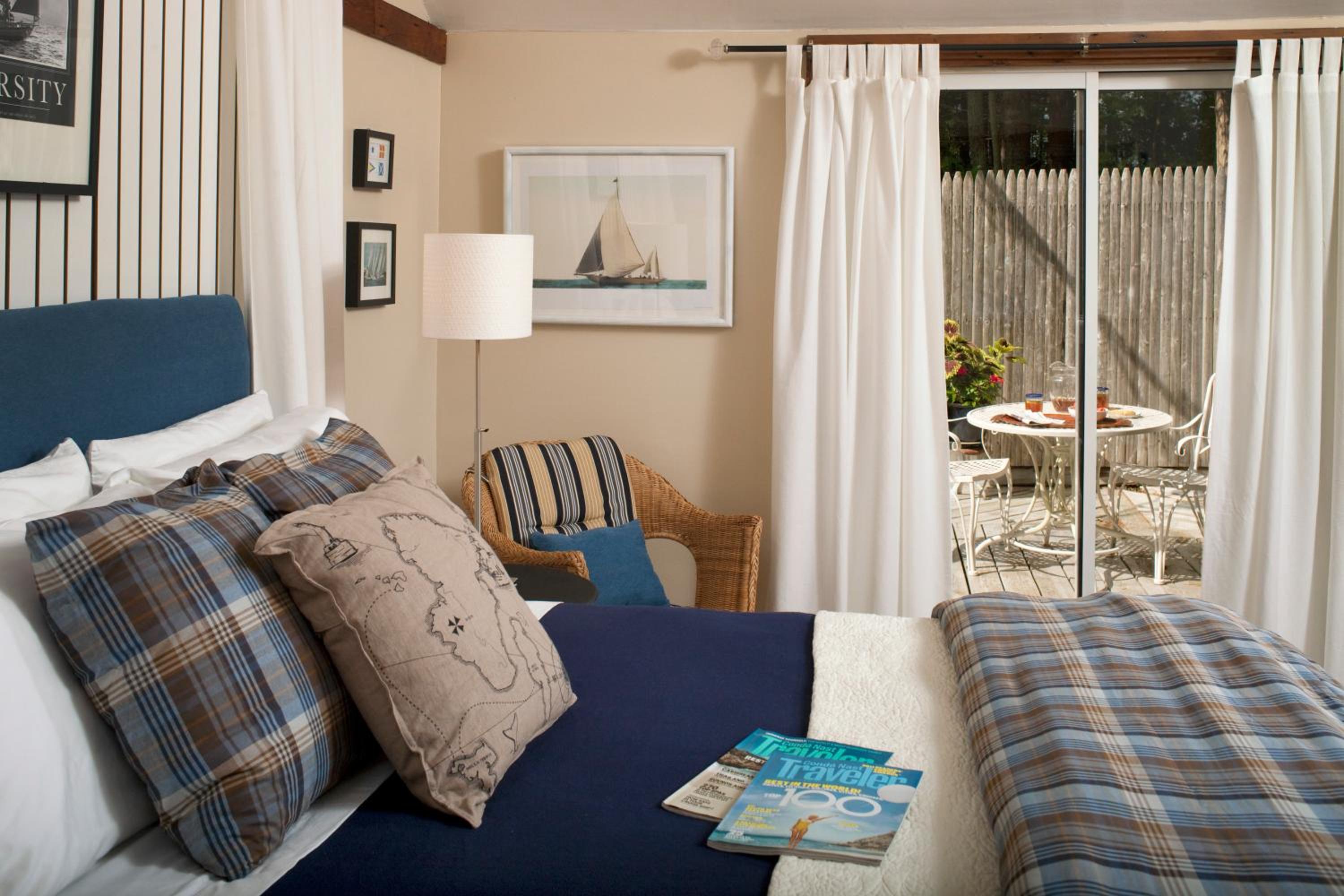 Abbey's Lantern Hill Inn