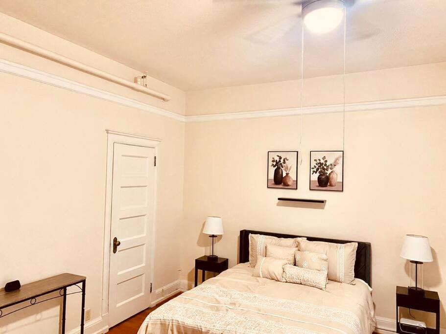 Historic Downtown 3bdr with Pool Table