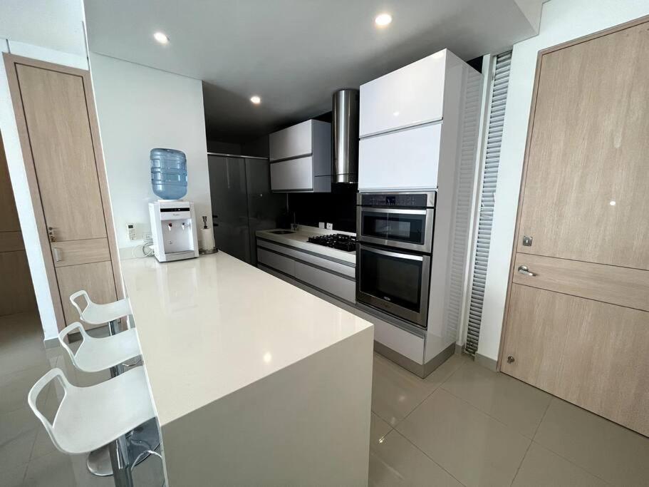 Hermoso apartamento frente al mar! Santa Marta