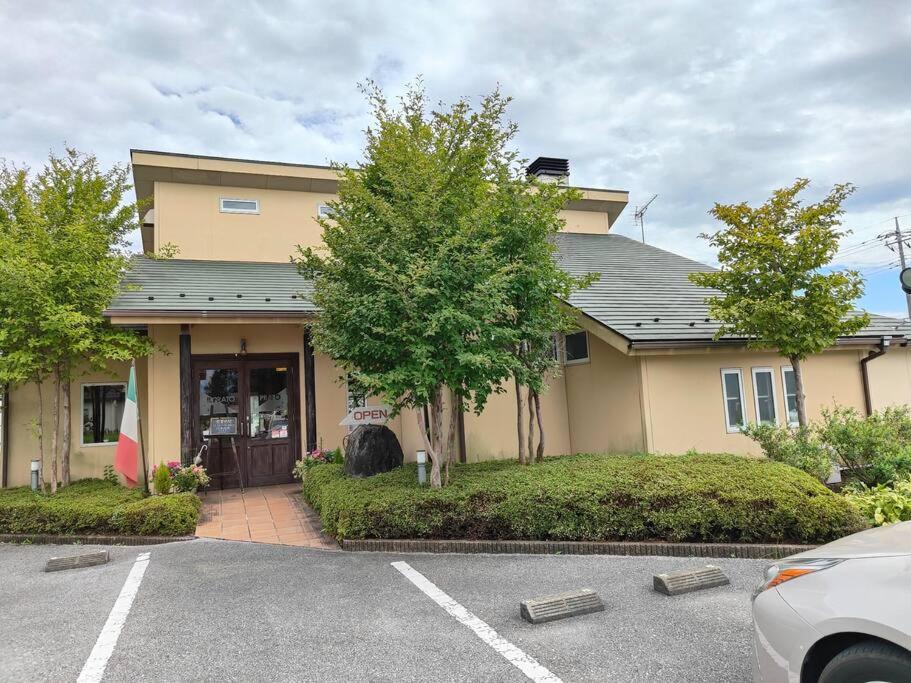 4BR Entire House near Nikko Suginami Cedar Avenue 4Parking view 4
