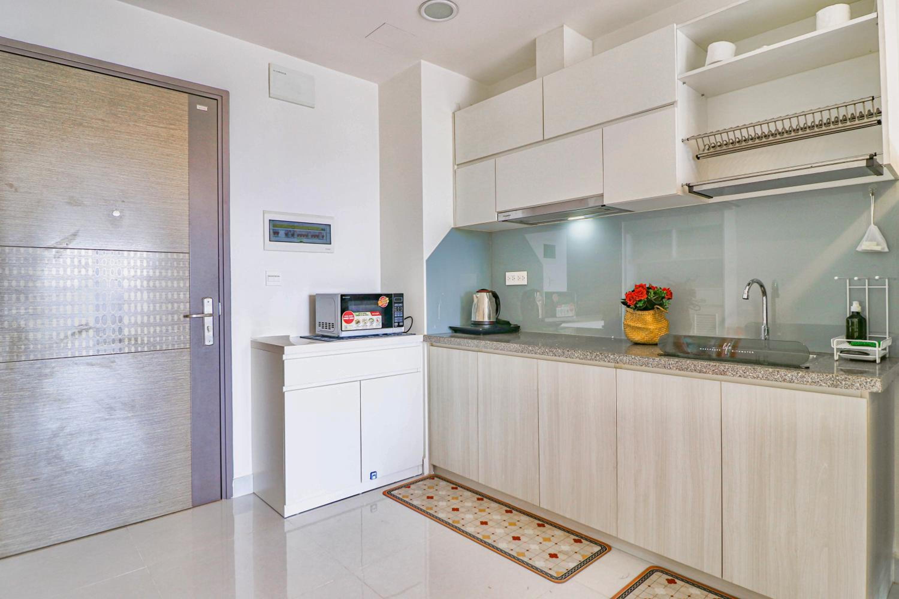 SOHO Suites - Saigon Central, 5-Min-To-Bui Vien Street