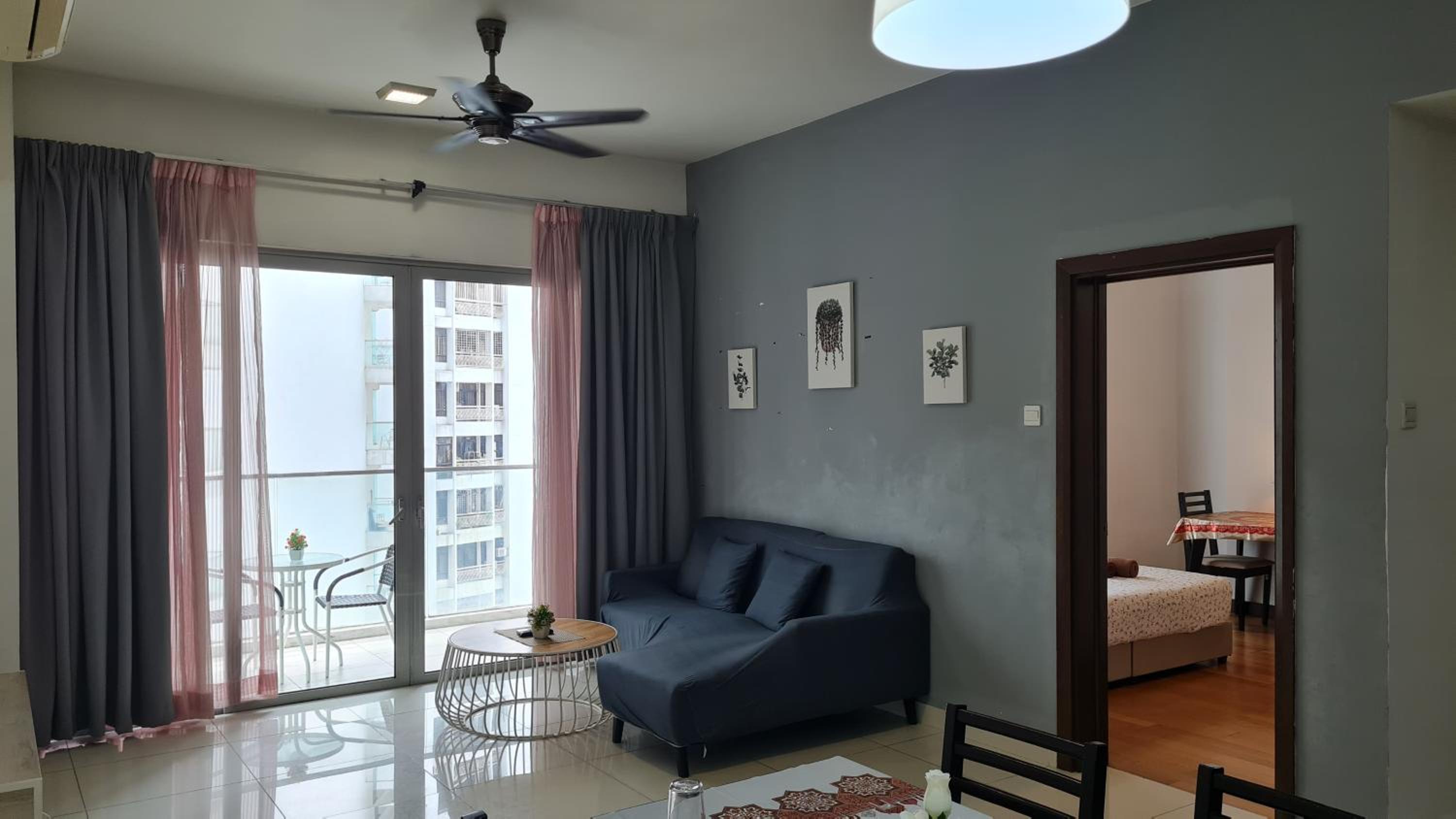 Hostel At Regalia Residence