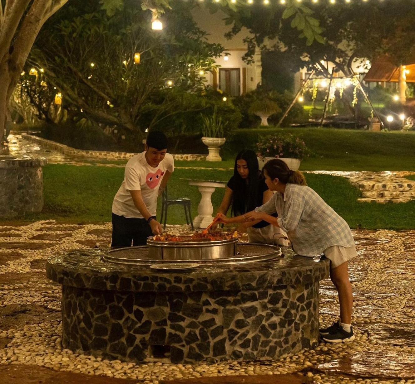 River Kwai Kiri Resort