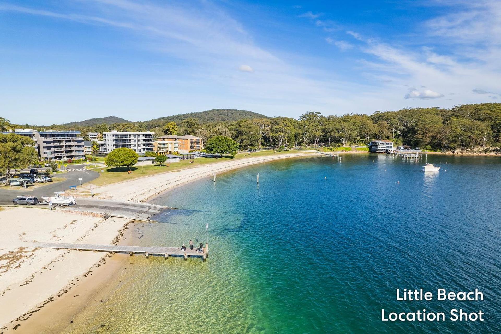 Shelly's Bay Escape, 27c Dowling St - stylish with ducted air con and Wi-Fi