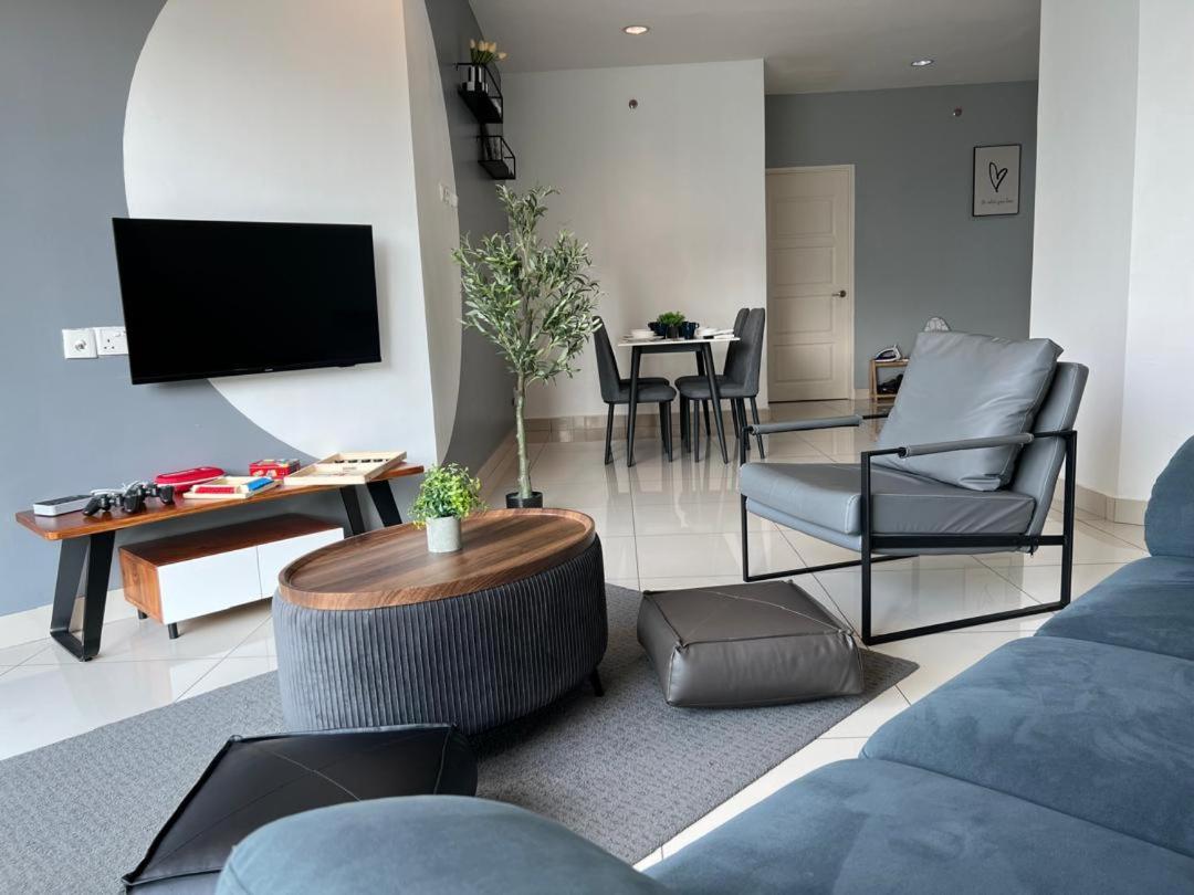 Mansion One at Gurney Drive Georgetown by 3C photo 3