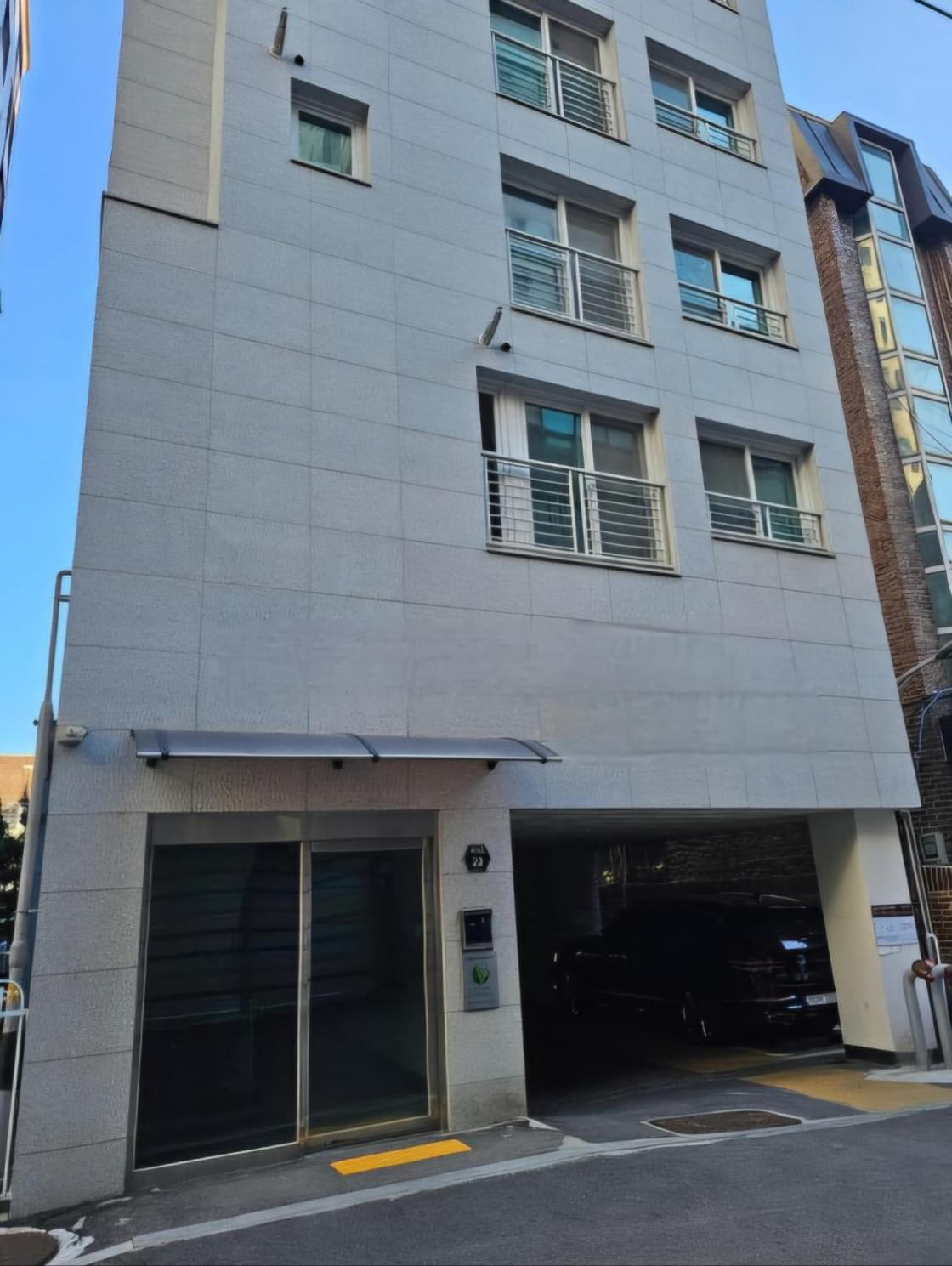 The Hideout - One bedroom apartment in central Seoul- 2min from subway