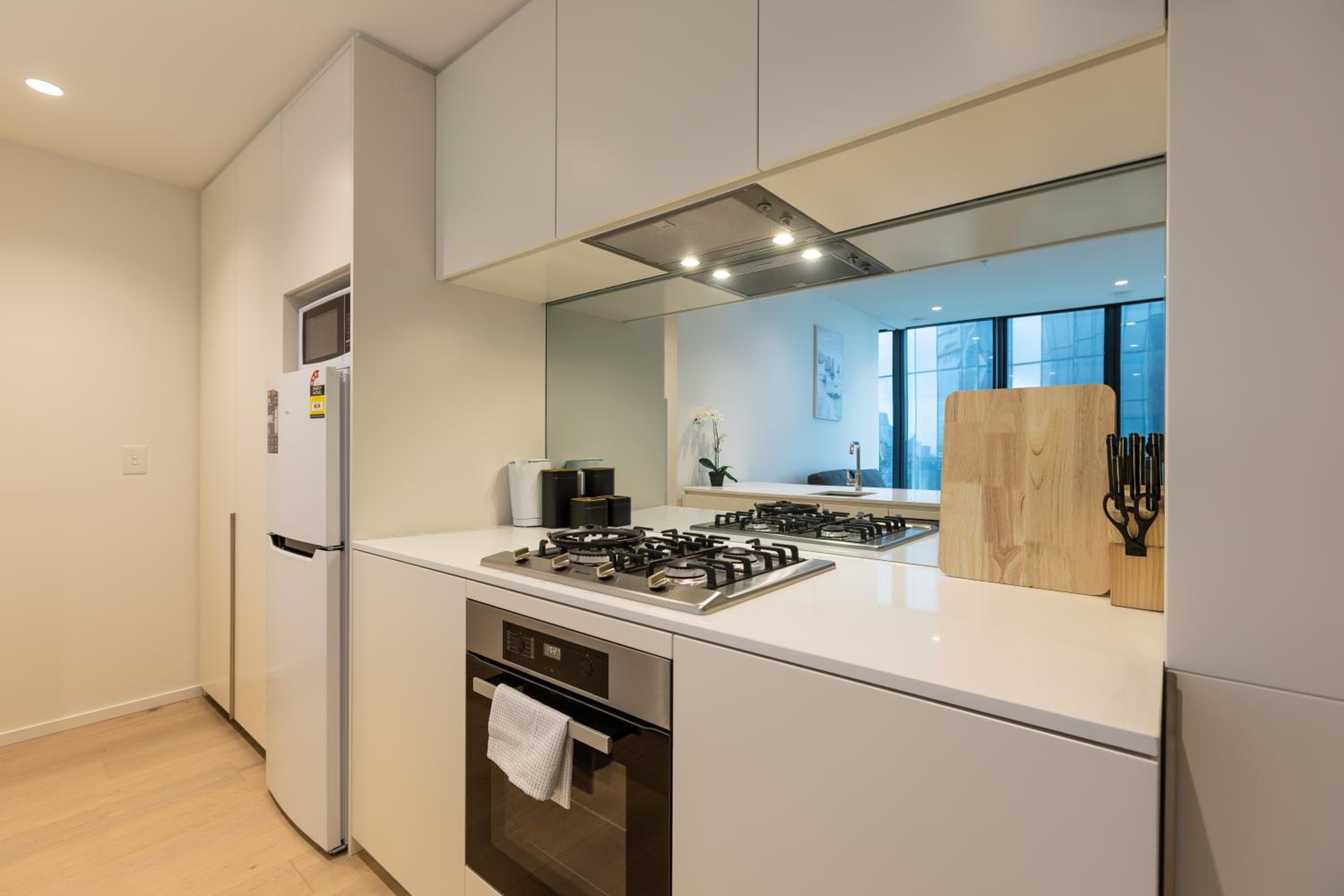 Luxe Lofts- Melbourne Square Apartments