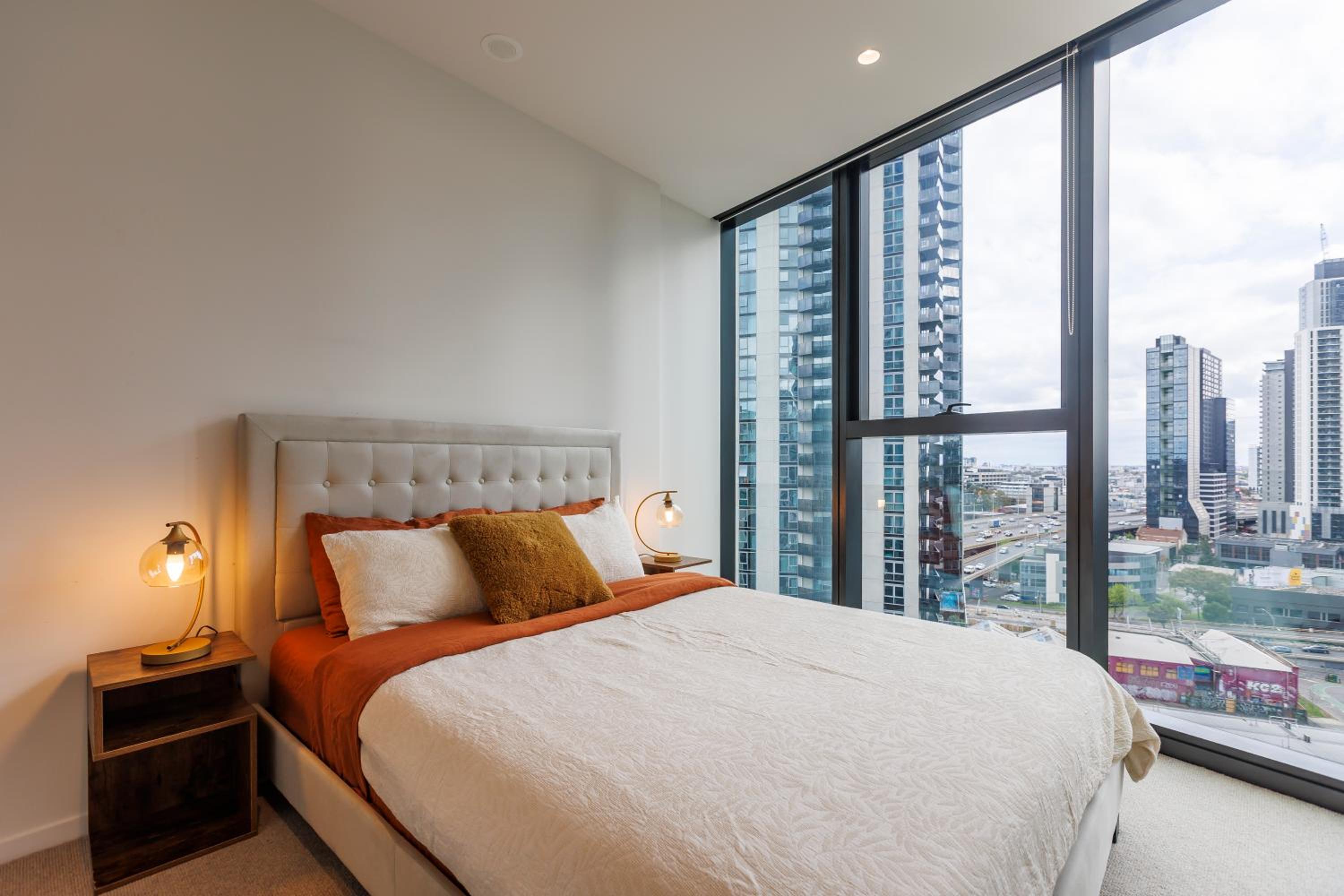 Luxe Lofts- Melbourne Square Apartments