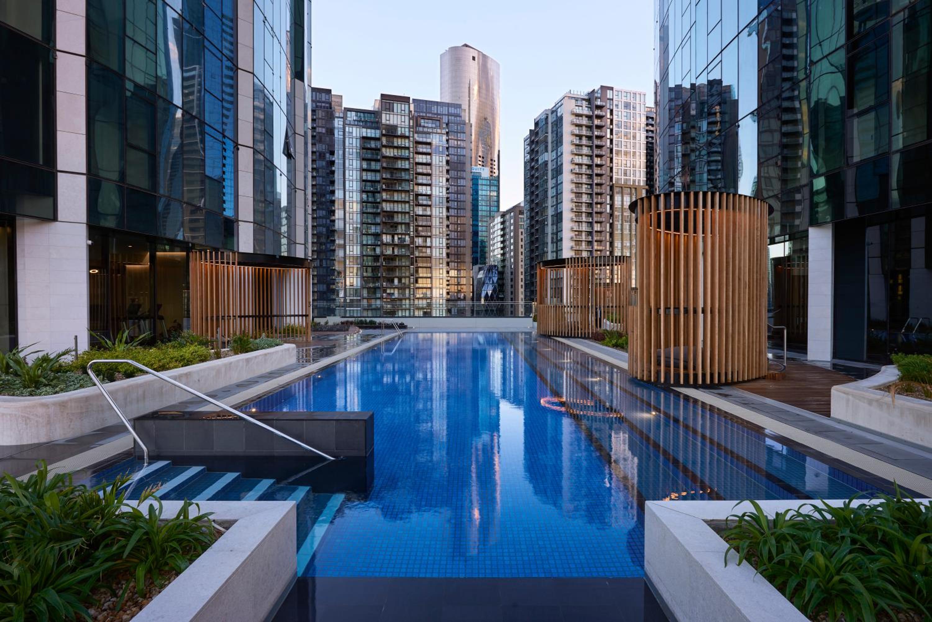 Luxe Lofts- Melbourne Square Apartments
