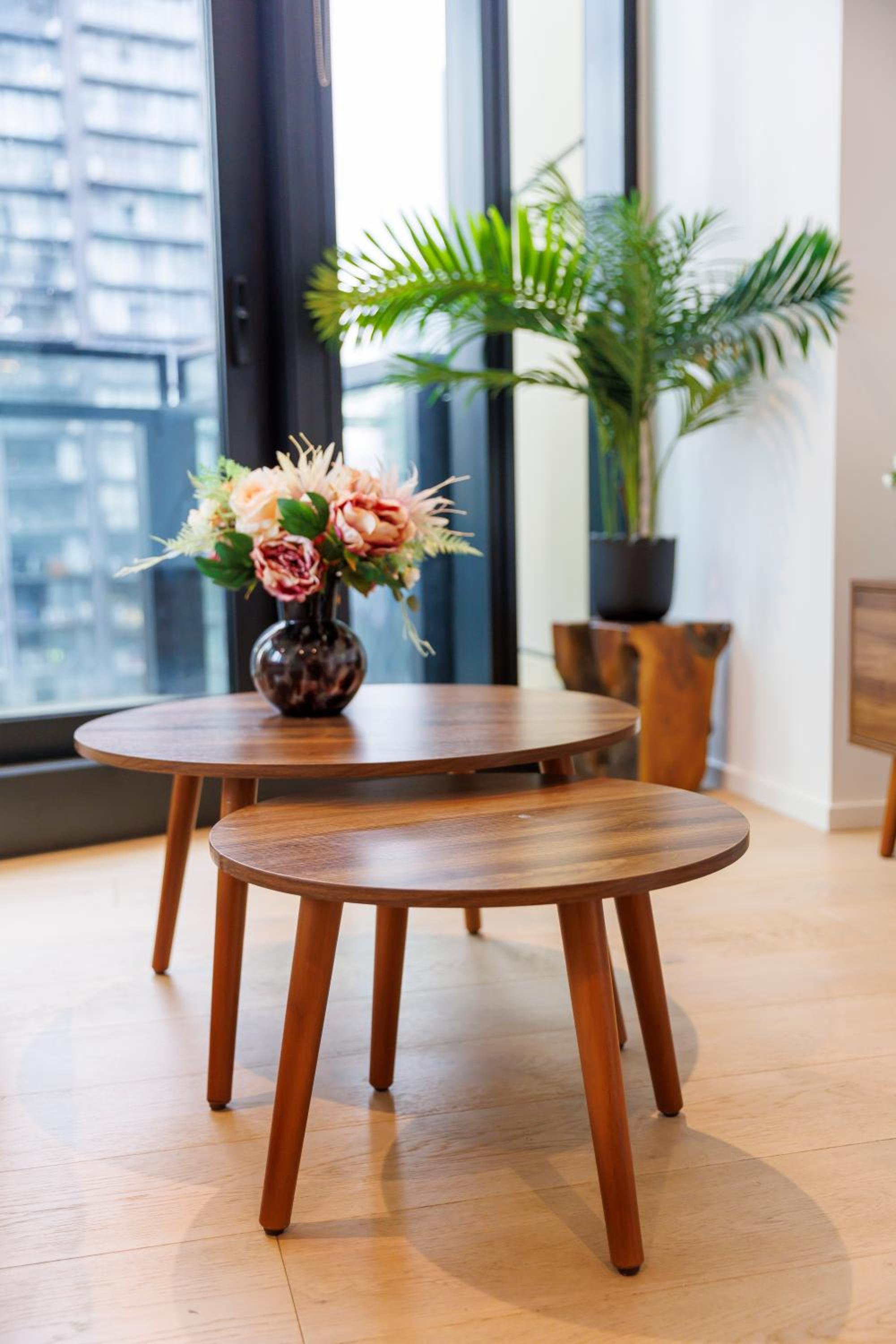 Luxe Lofts- Melbourne Square Apartments