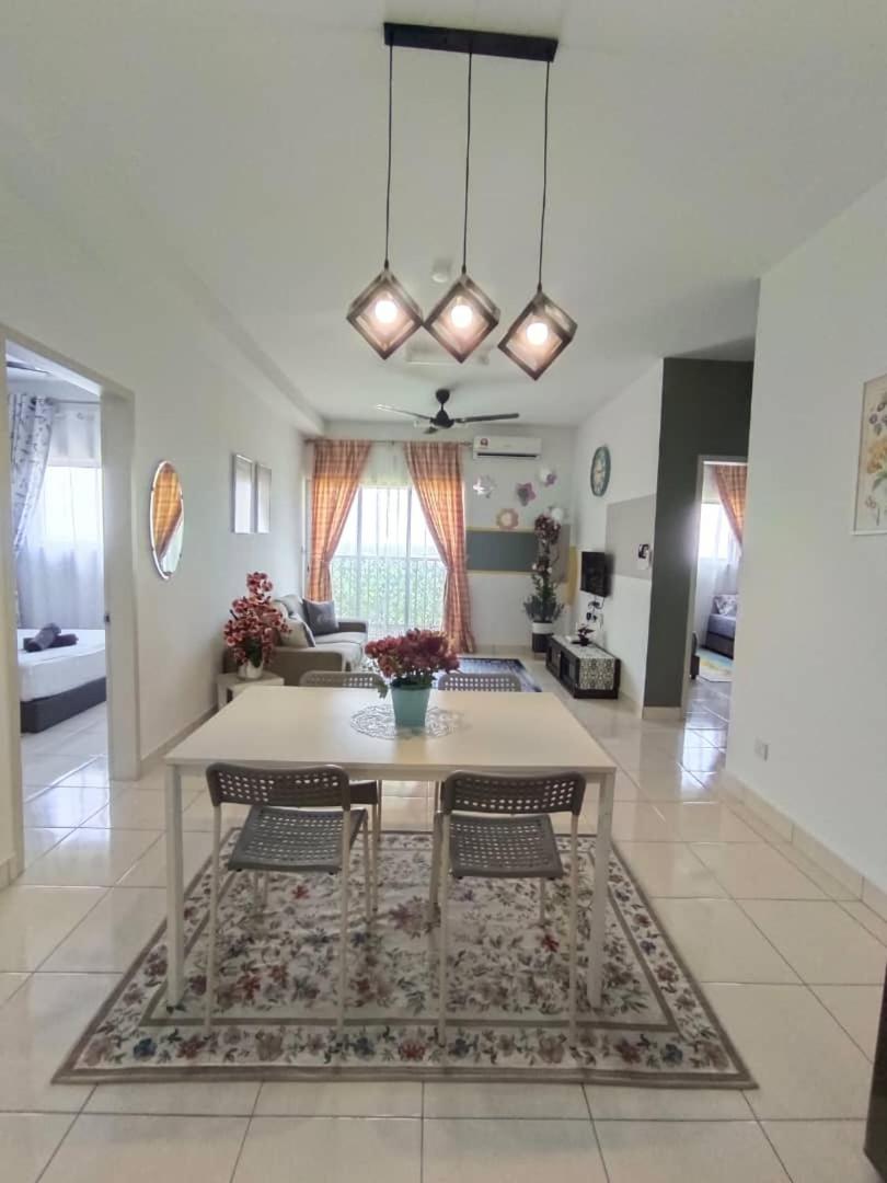 ER Homestay 3Bedrooms Luxury Nearest KLIA photo 3