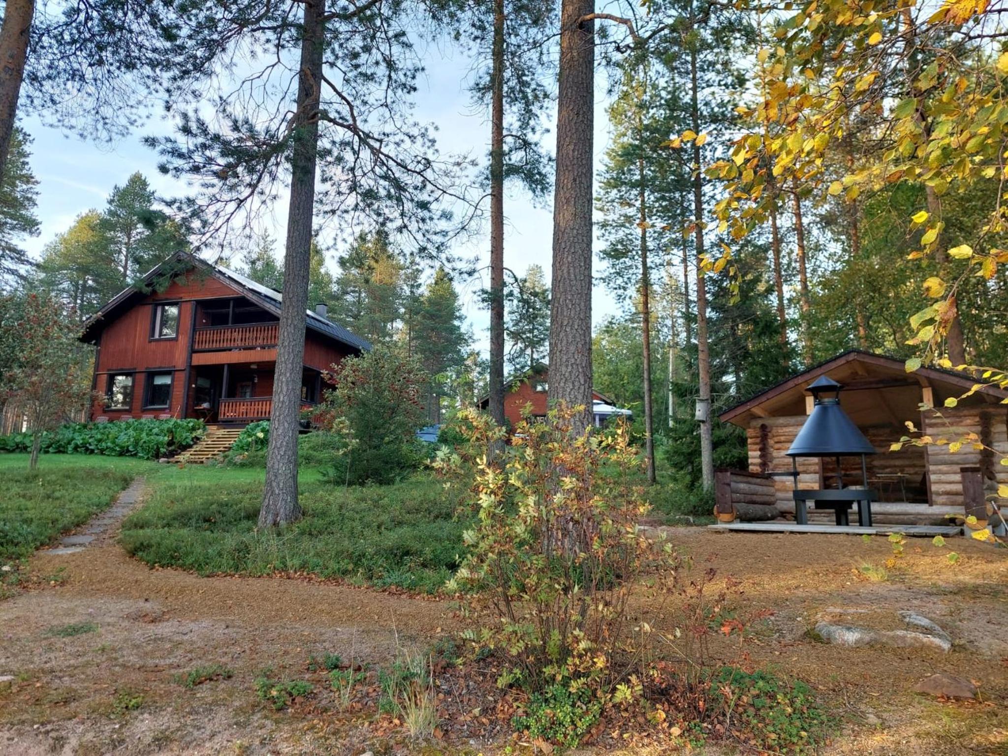Lakeside Pilke