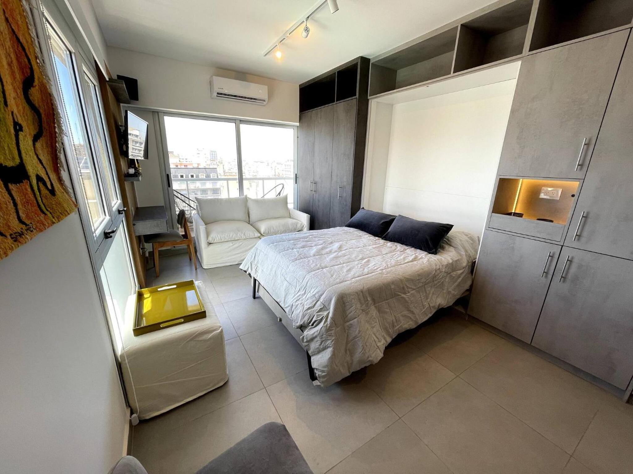 Fantastic Studio with Balcony Pool