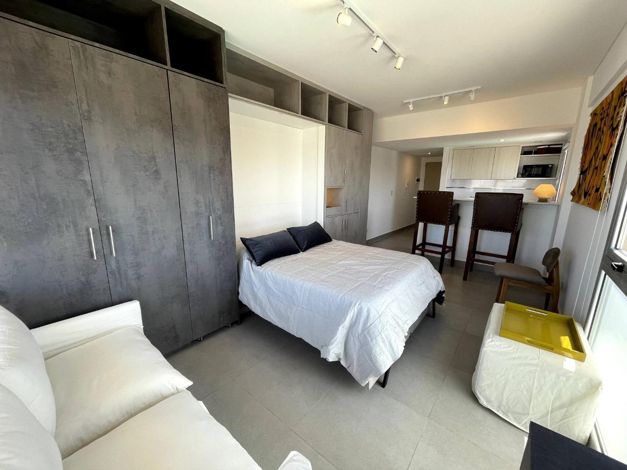 Fantastic Studio with Balcony Pool