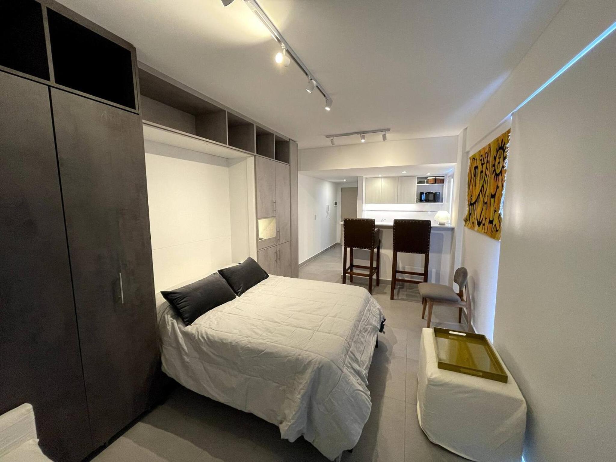 Fantastic Studio with Balcony Pool