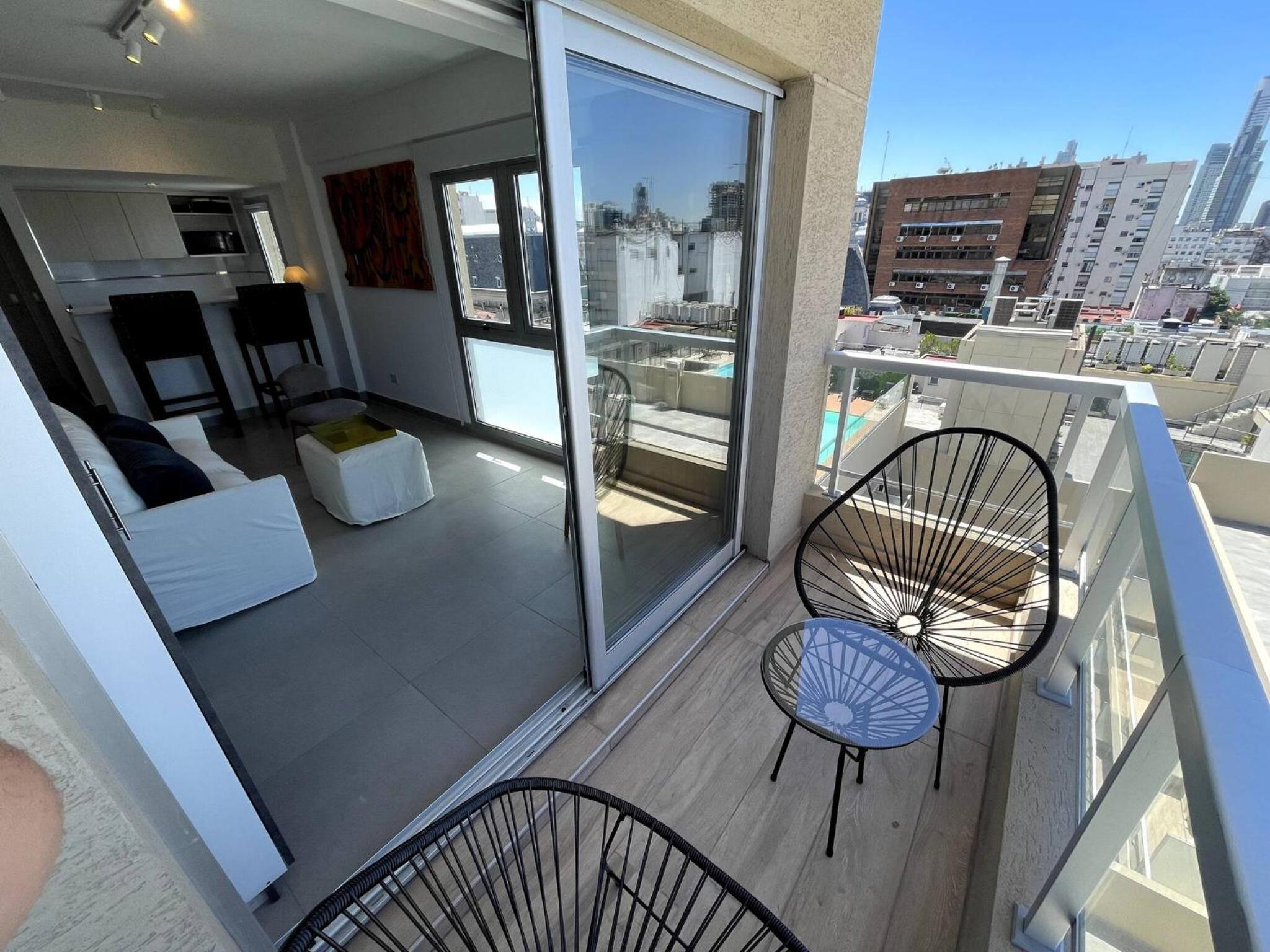Fantastic Studio with Balcony Pool