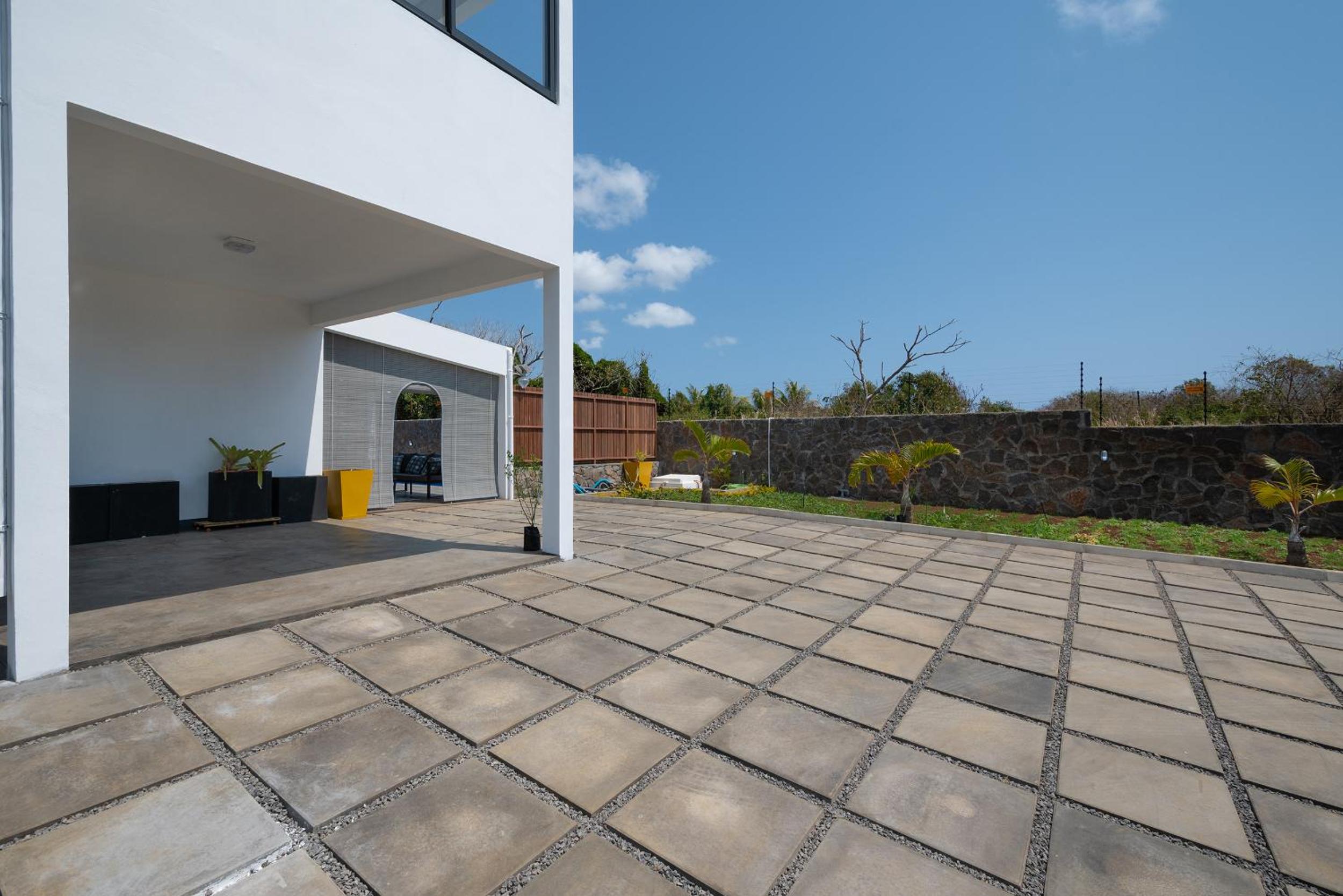 Villa SERENITY neuve,4 chambres, 5 min de la plage view 3