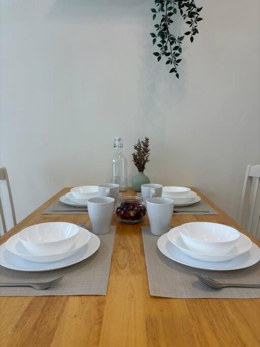 Mount Austin #Palazio A1 Muji-Style 2Pax