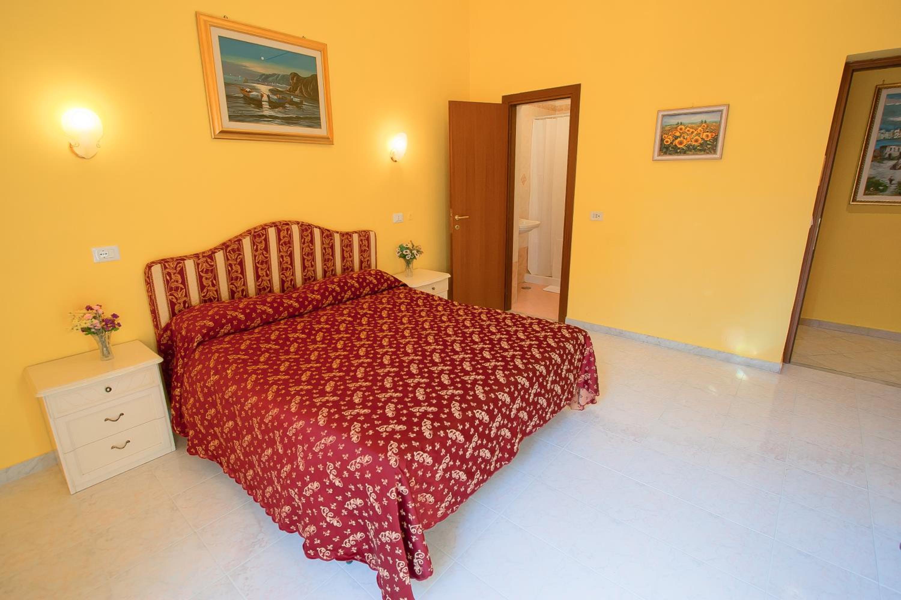 Bed In Roma