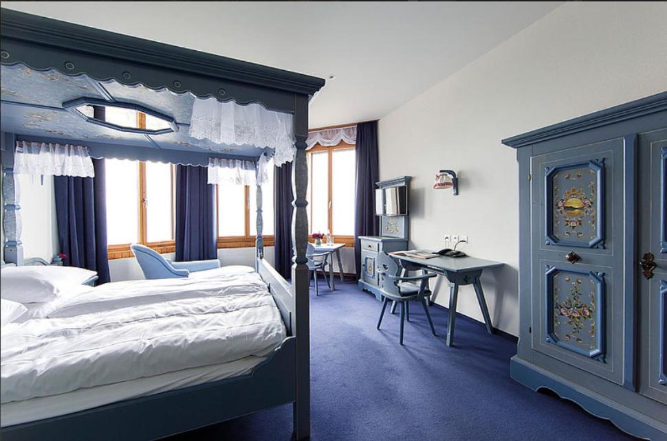 Komplettes Hotel mit 10 Zimmern