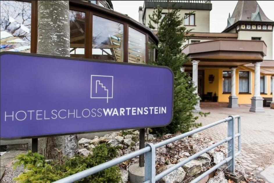 Komplettes Hotel mit 10 Zimmern