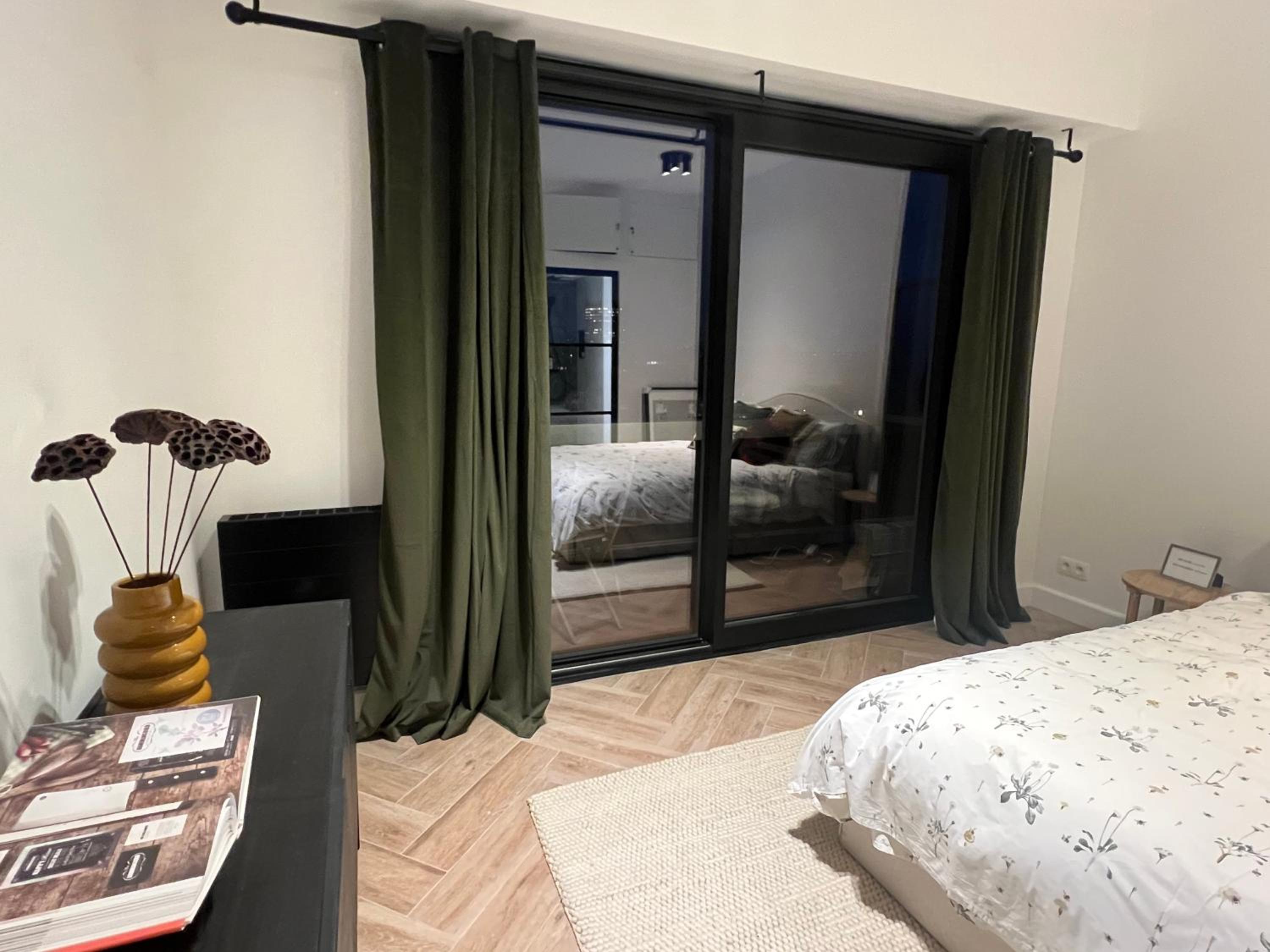 Deluxe Studio La Cambre - with view