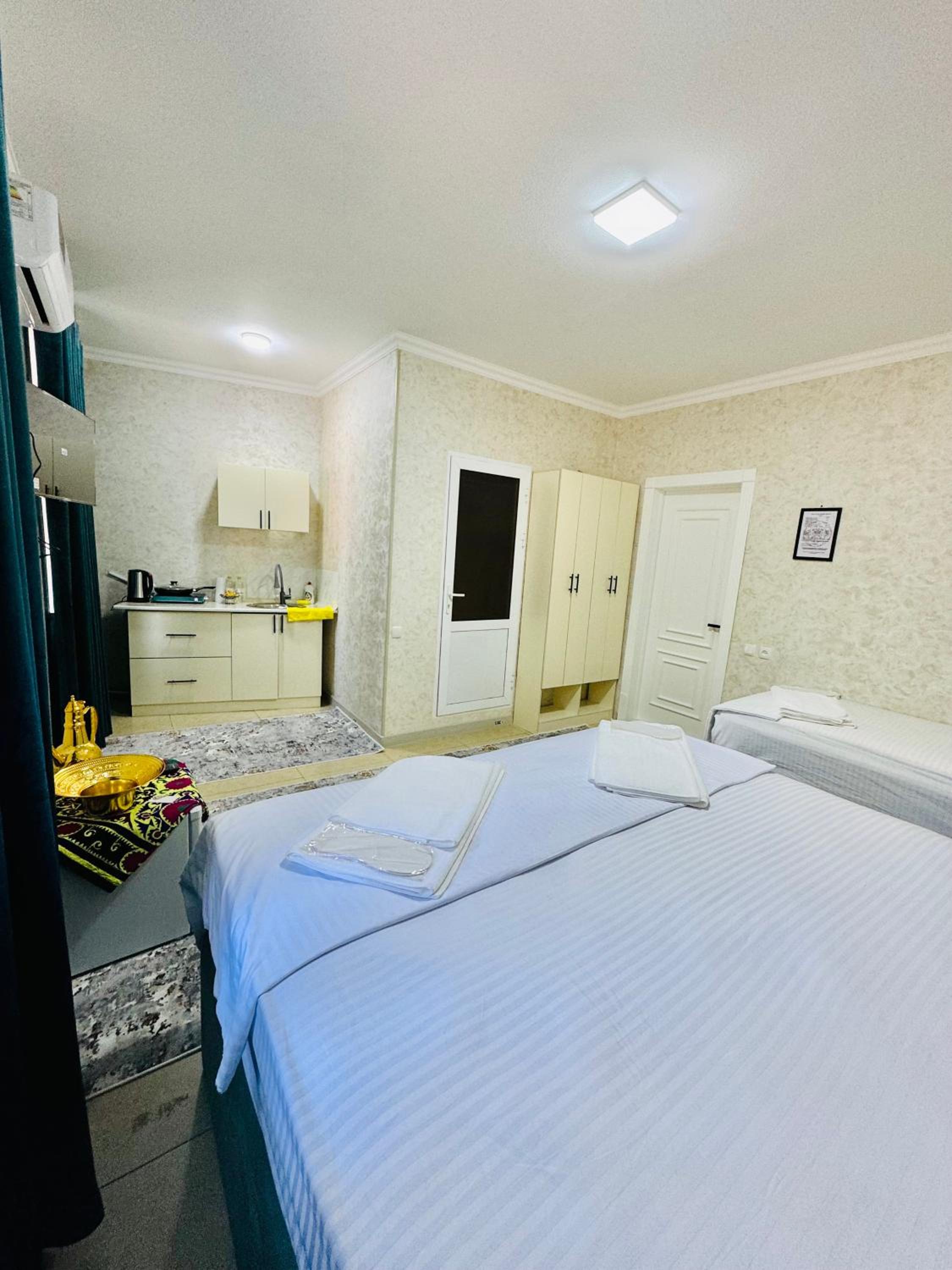 Khan Apartments