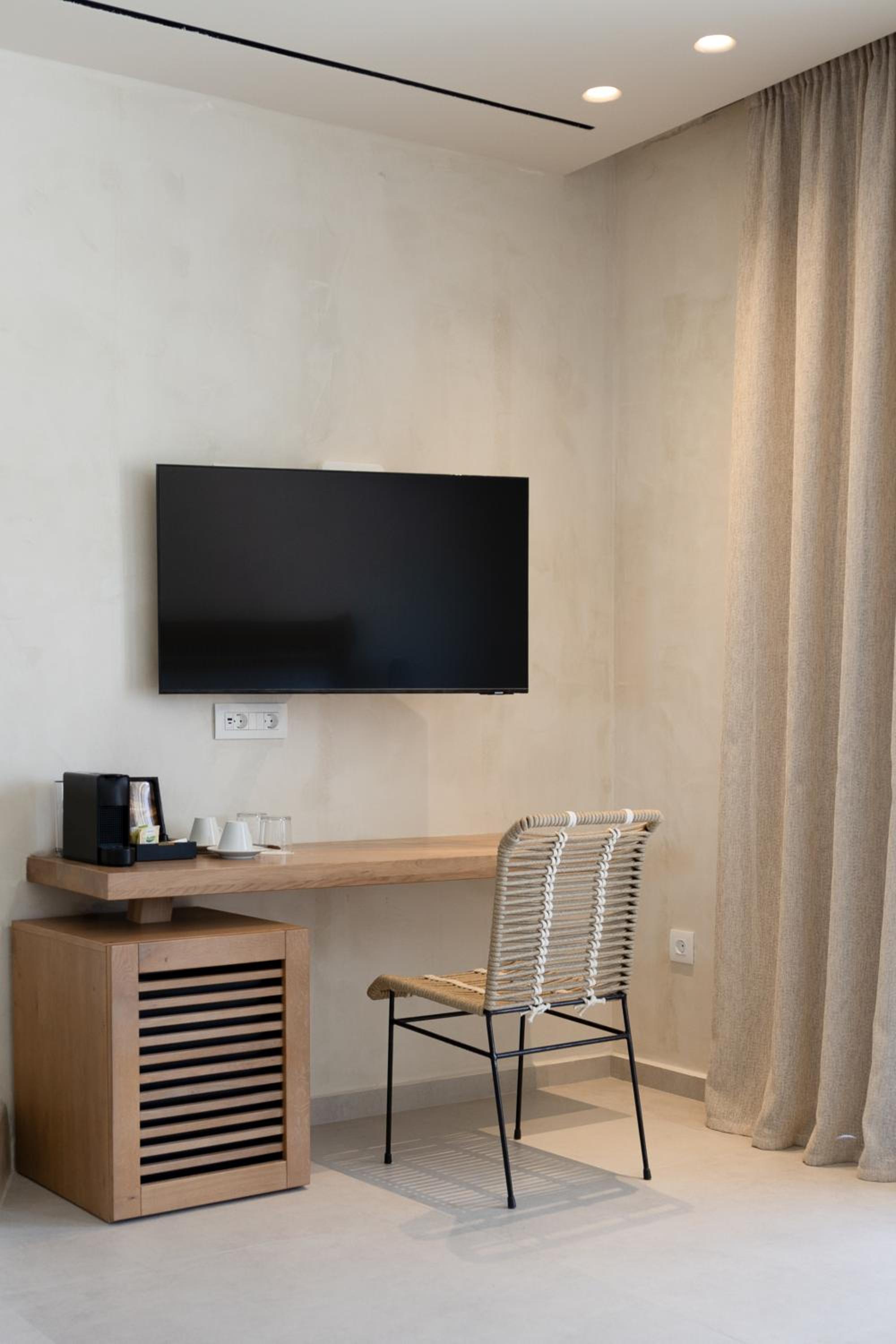 Aerostay Mykonos