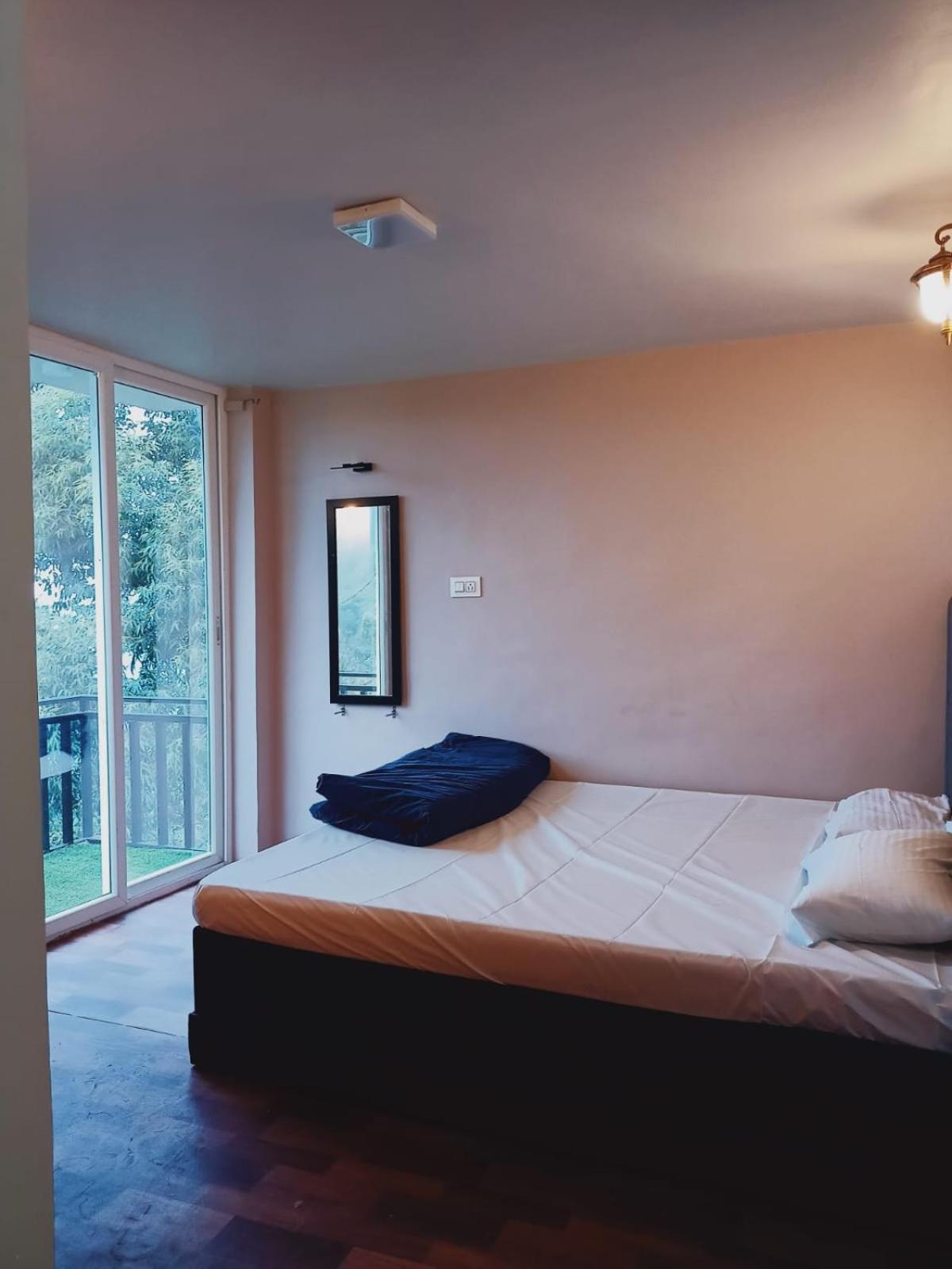 Bullz Wooden House view 4