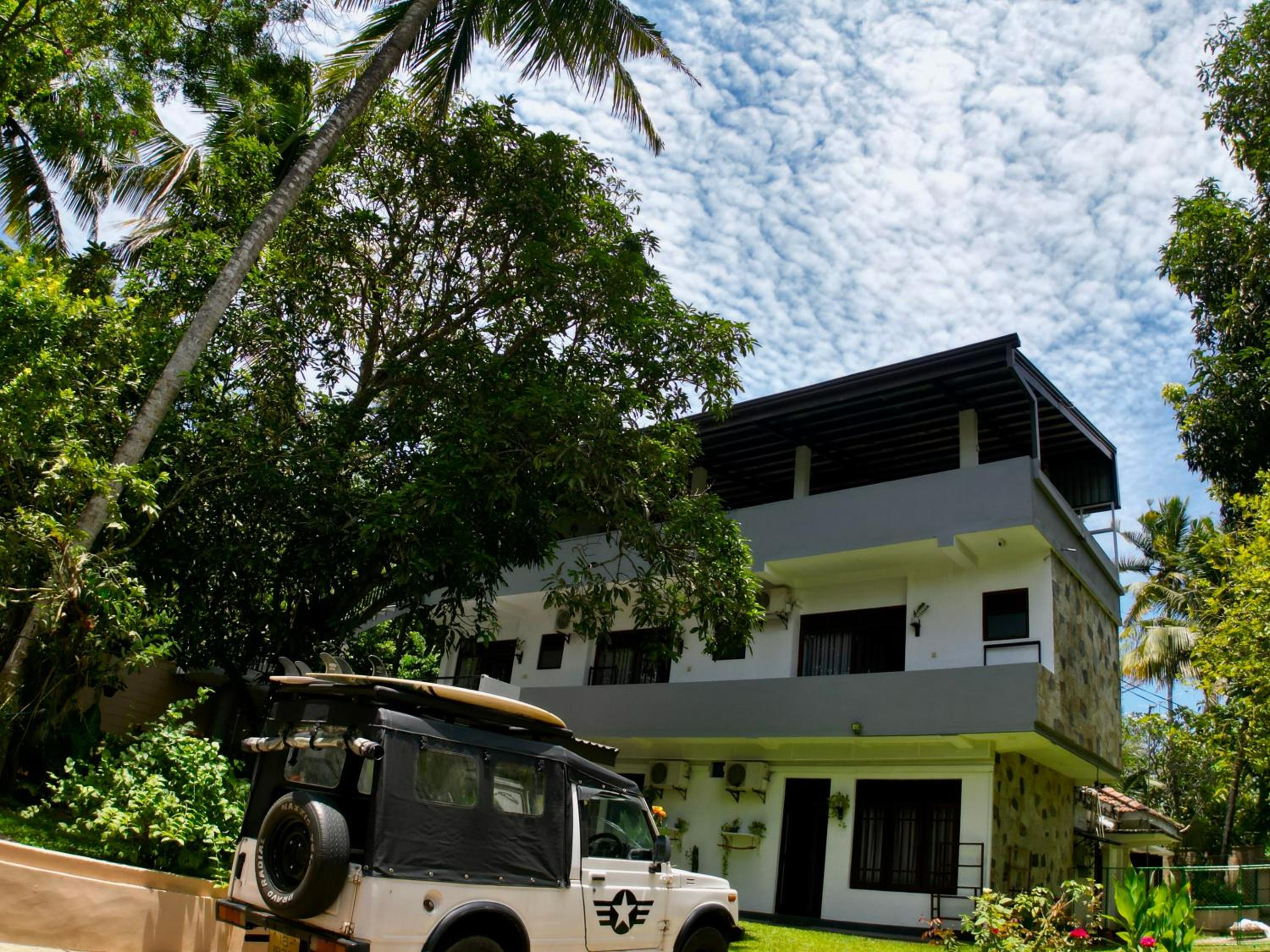 OceanLife Surf Stay at Horizon Inn