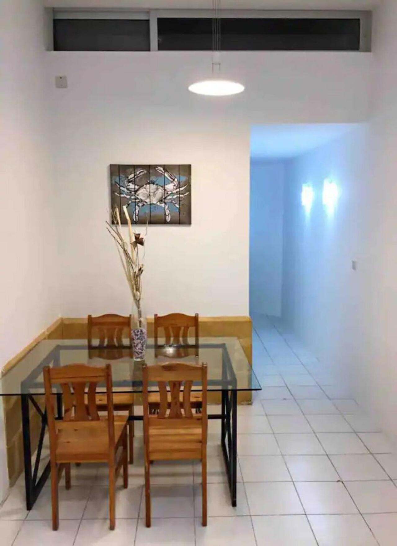 1 Bedroom In The Heart Of St Julians photo 2