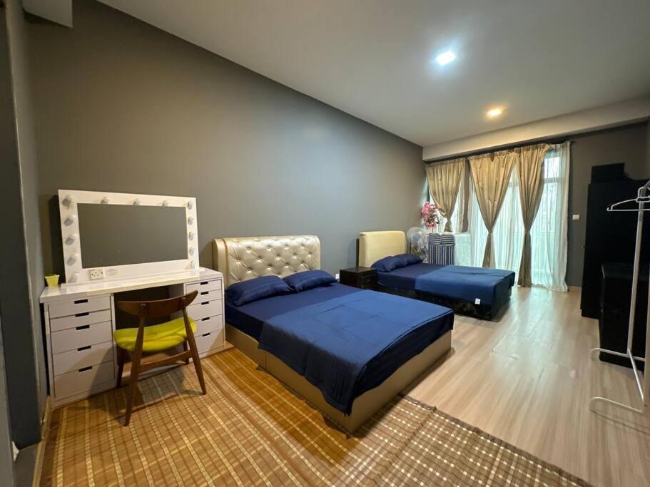 Villa with Private Pool and Jakuzi for 20 pax Netflix photo 2