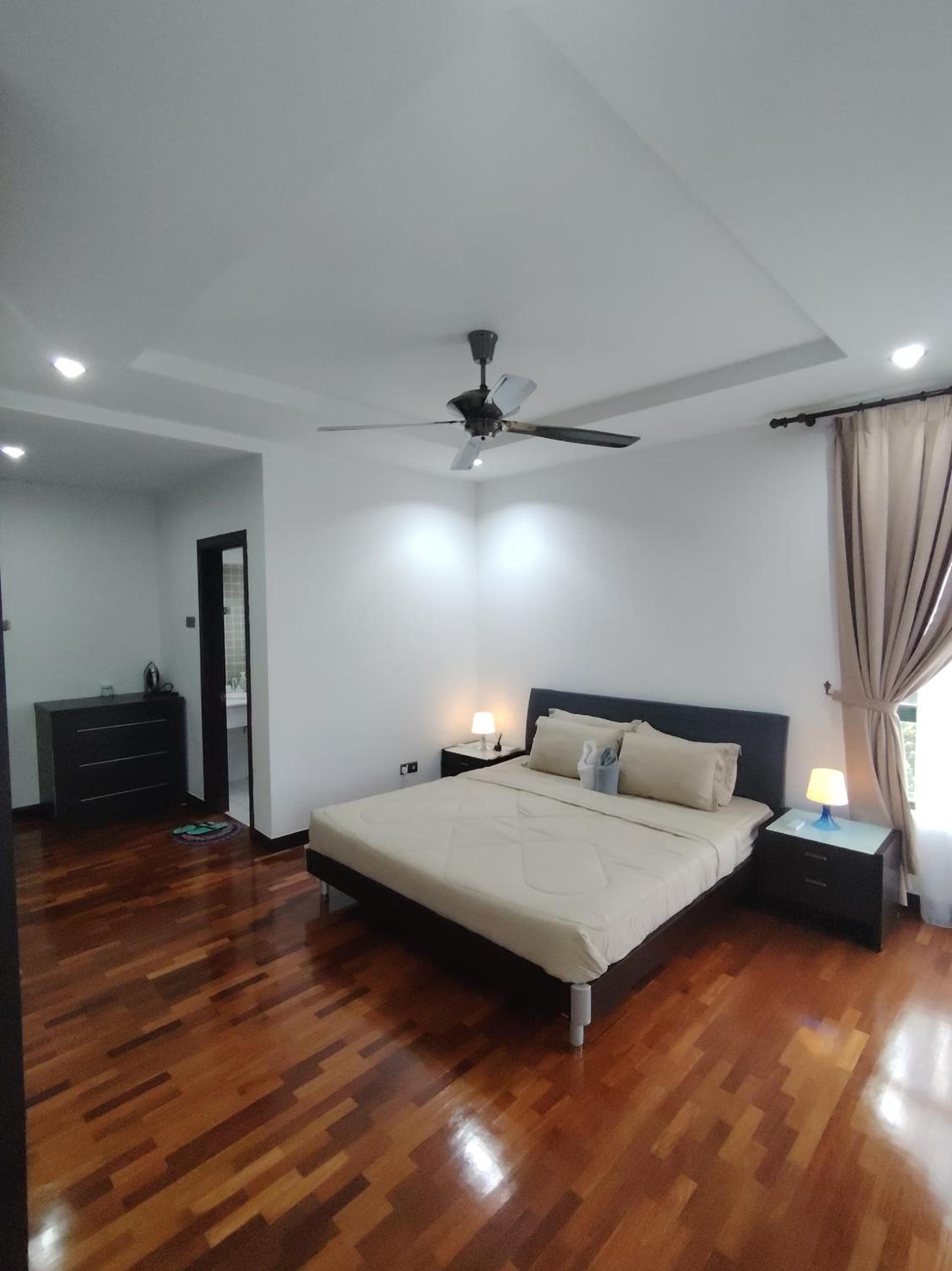 Cozy Desa ParkCity 2 Bedroom Highspeed WiFi with Pool