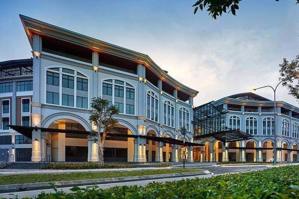 Plaza Arkadia Desa Parkcity KL Kepong