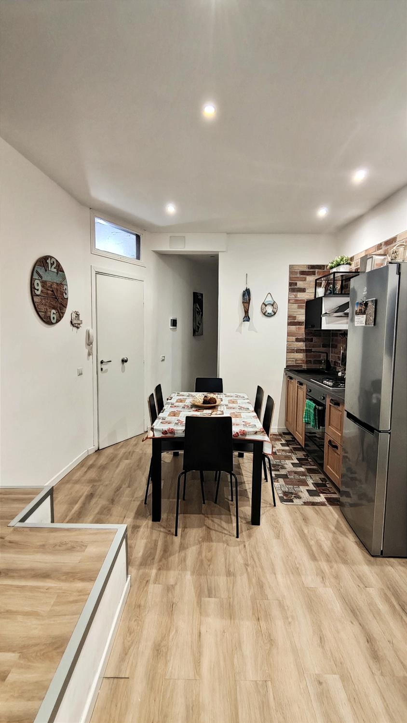 Antoinette Maison photo 2