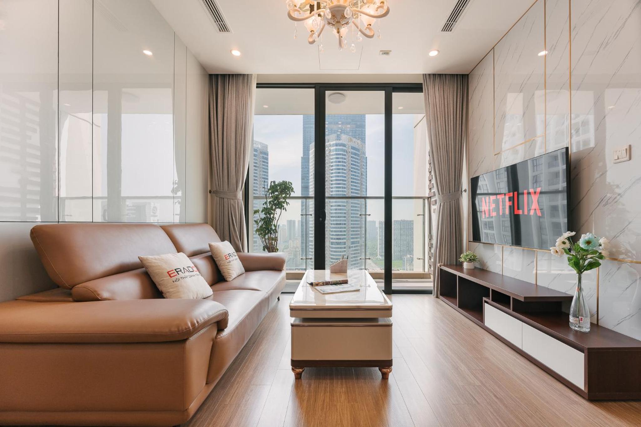 LUXURY APARTMENT VINHOMES SKYLAKE 5min to KEANGNAM