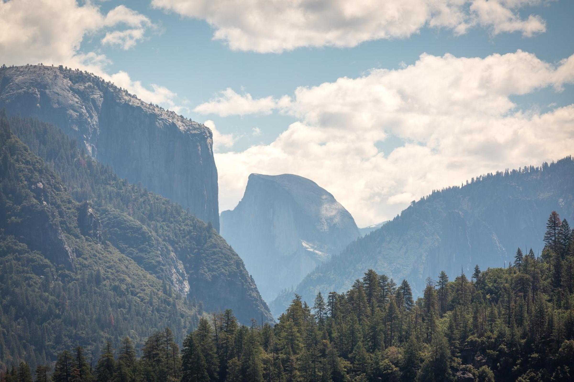 Rush Creek Lodge at Yosemite