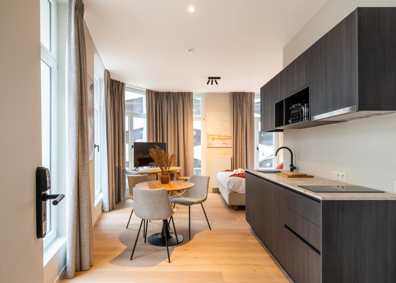 Stylish Modern Studio with Views