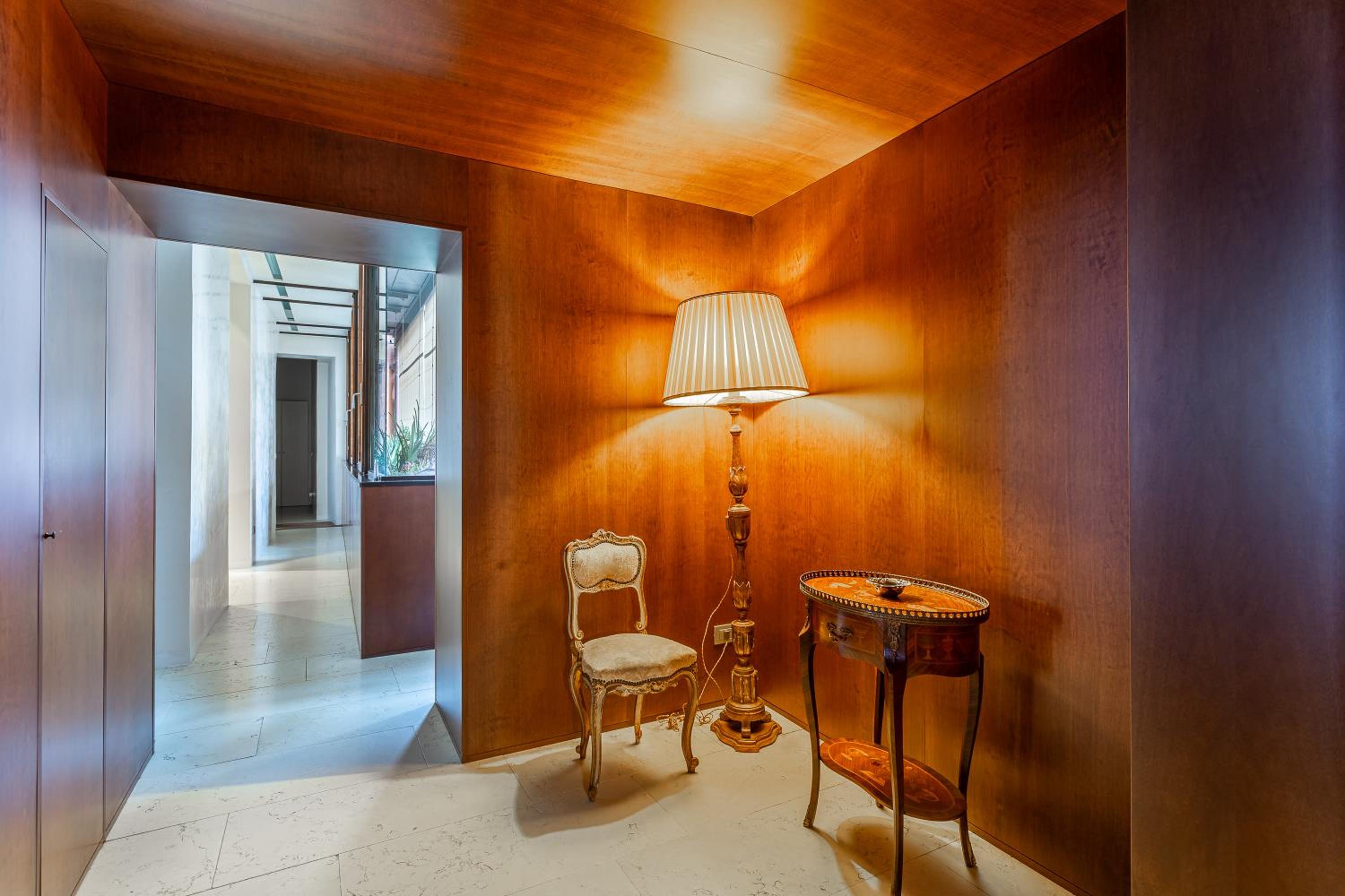 iFlat Pantheon Elegant 3-bedroom Apartment