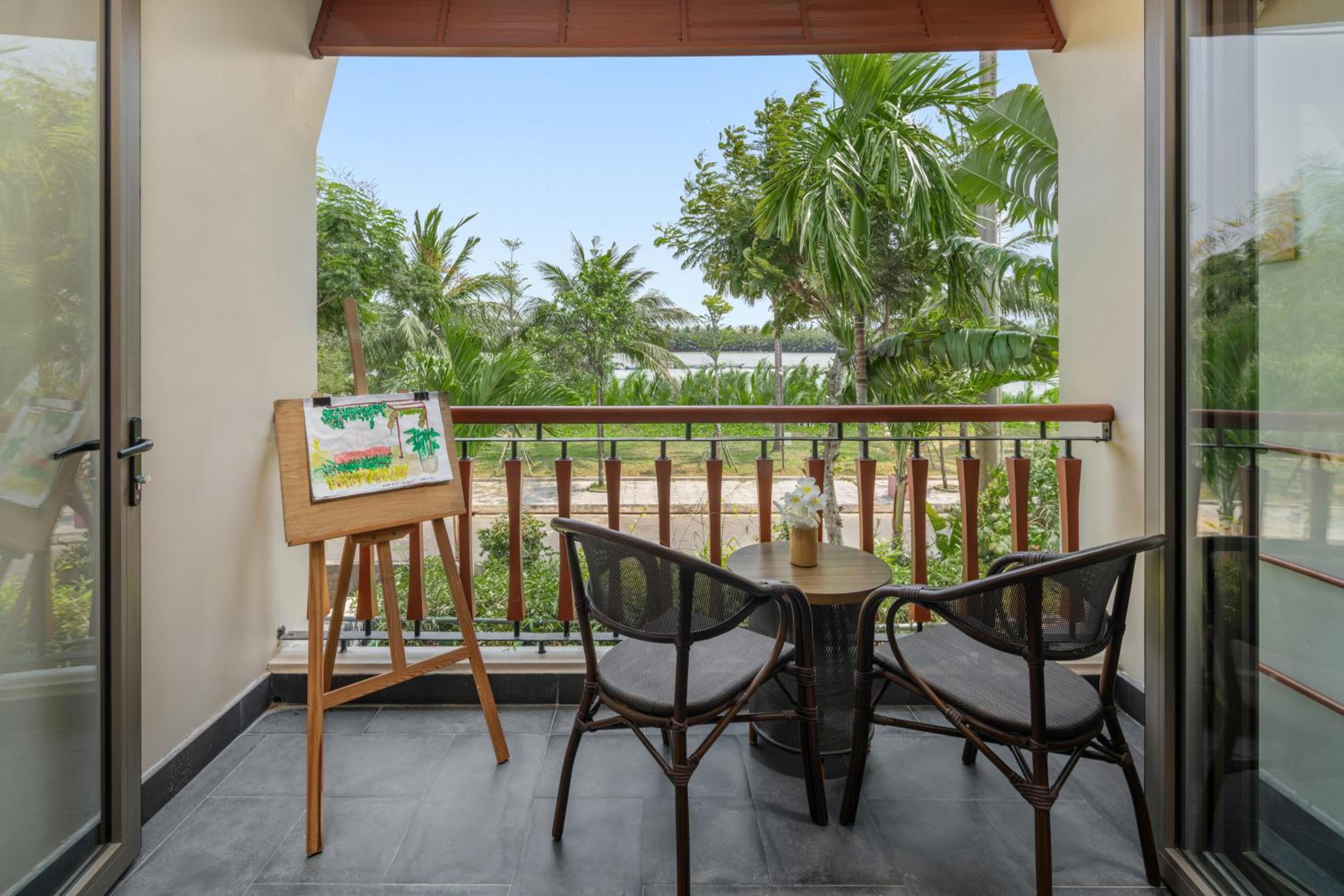 Silk Sense Hoi An River Resort - Green Luxury Escape