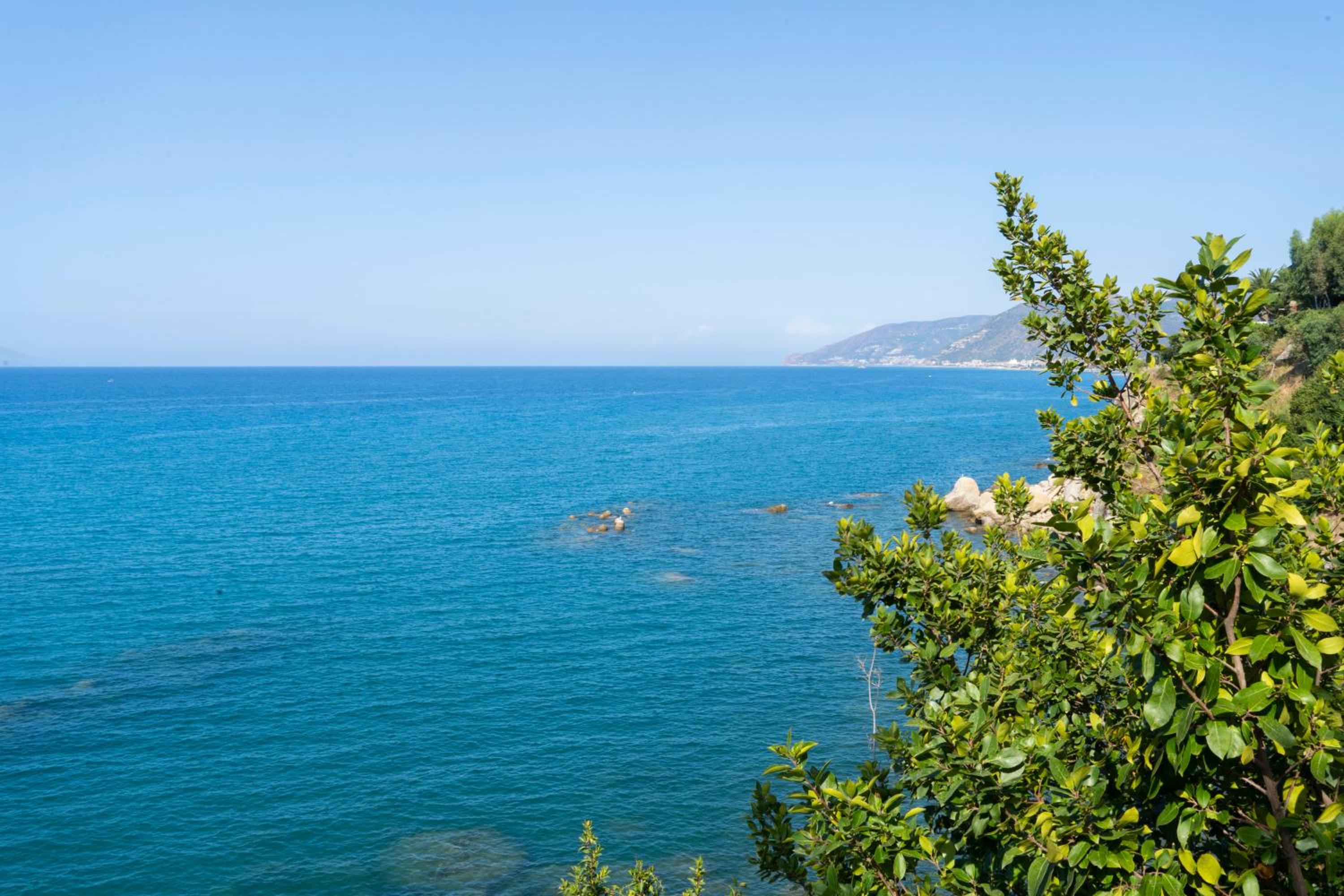 Villa Vincenza Deluxe Rooms view 5