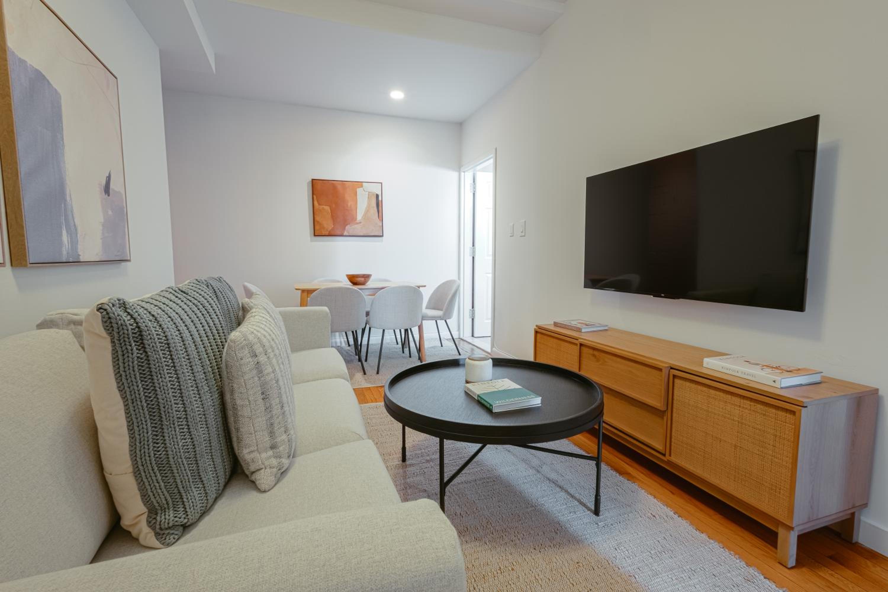 Spacious & Charmy 3BDR & 1 BTH Downtown Manhattan