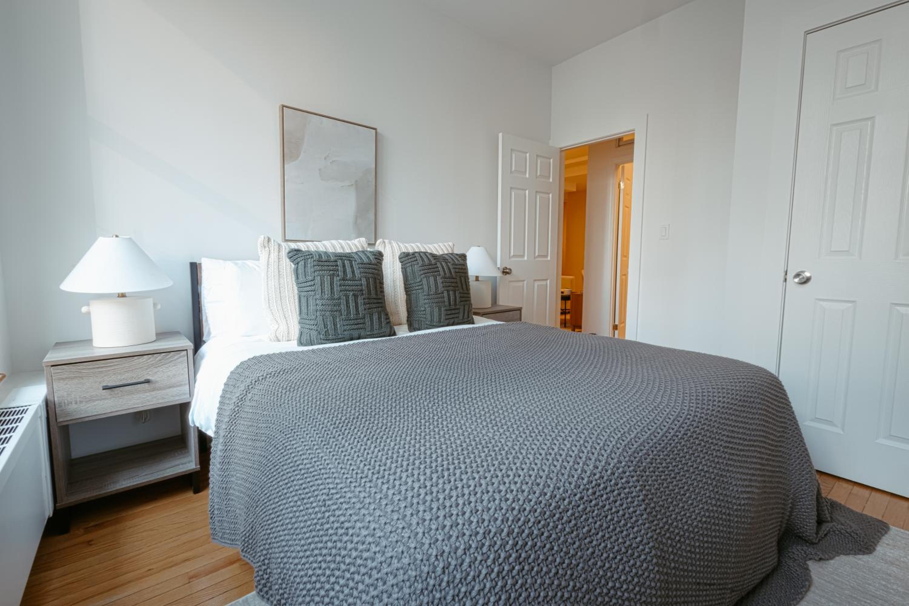 Spacious & Charmy 3BDR & 1 BTH Downtown Manhattan