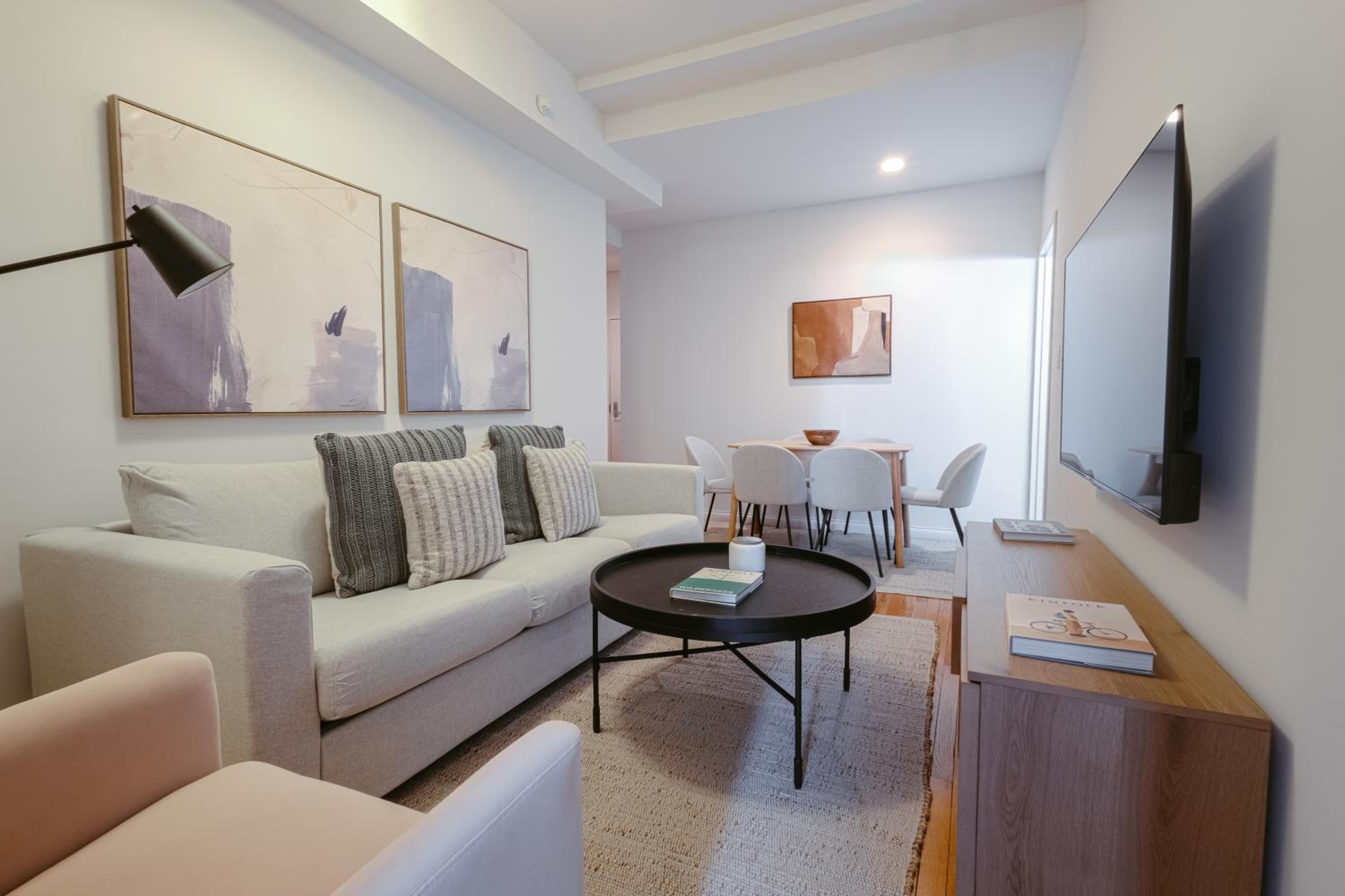 Spacious & Charmy 3BDR & 1 BTH Downtown Manhattan
