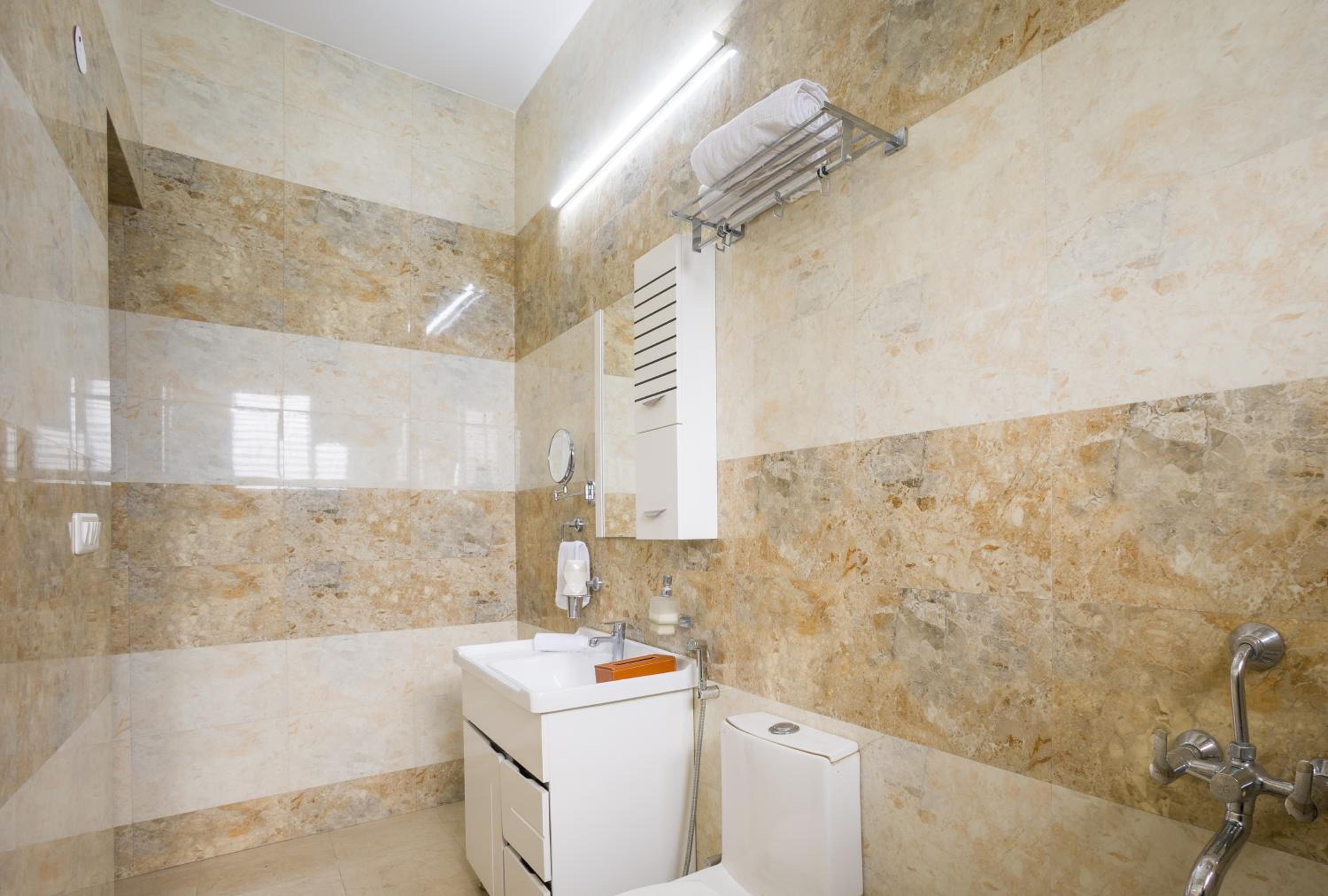 Alaya Stays 5 BHK Pet friendly with pvt pool - Ashirwad Farms view 2